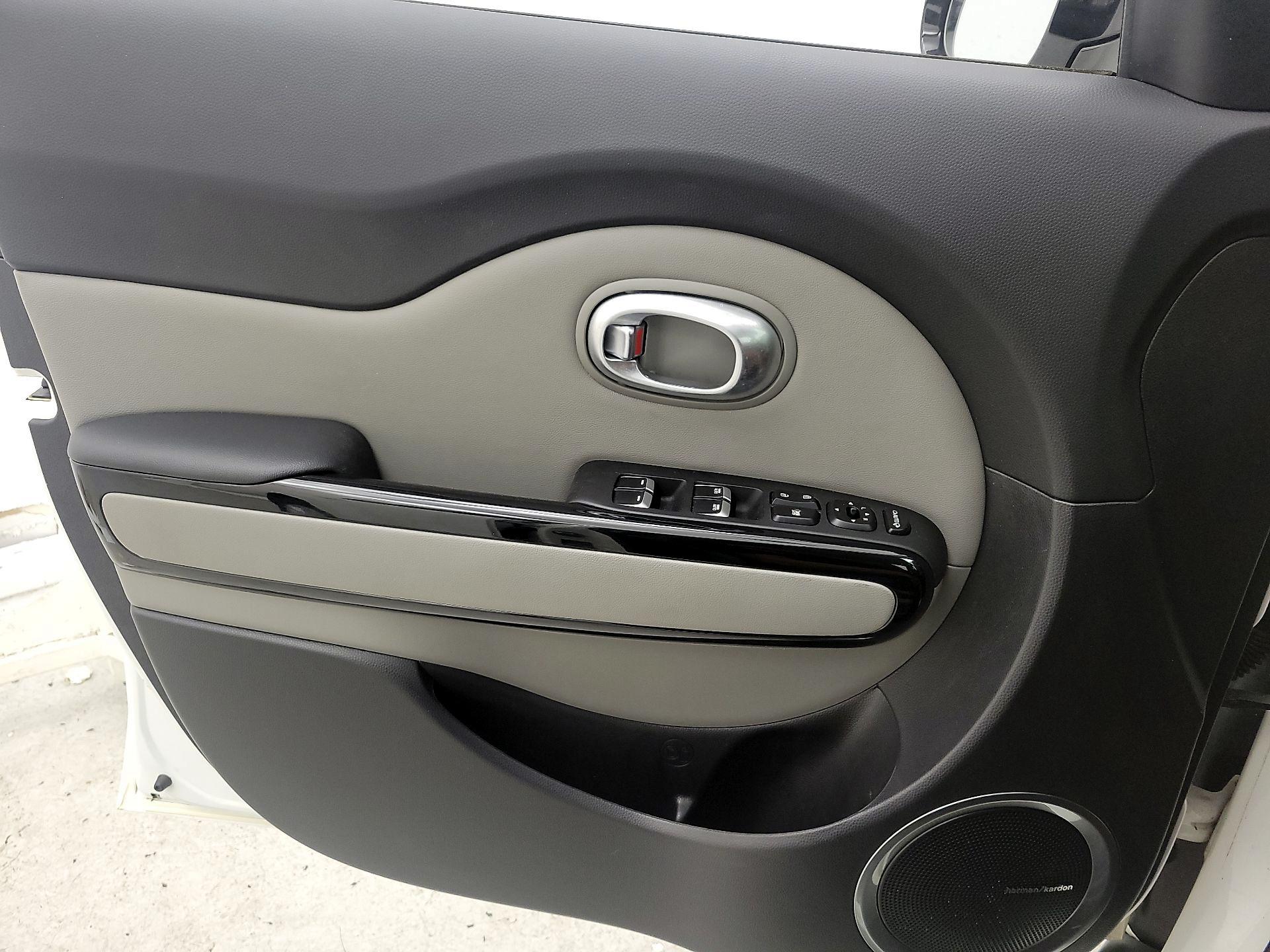 Thumbnail: 2017 Kia Soul - 12