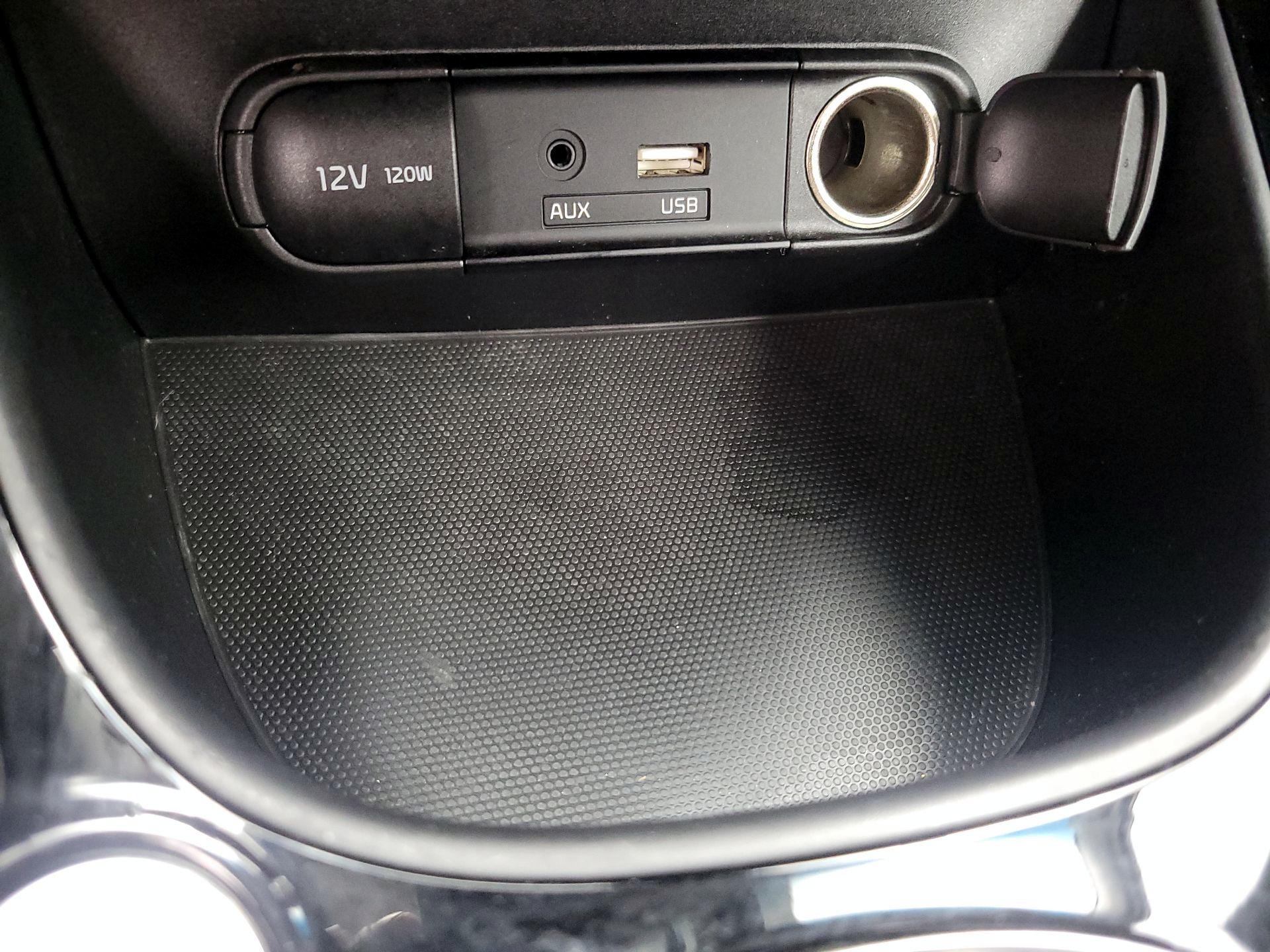 Thumbnail: 2017 Kia Soul - 19