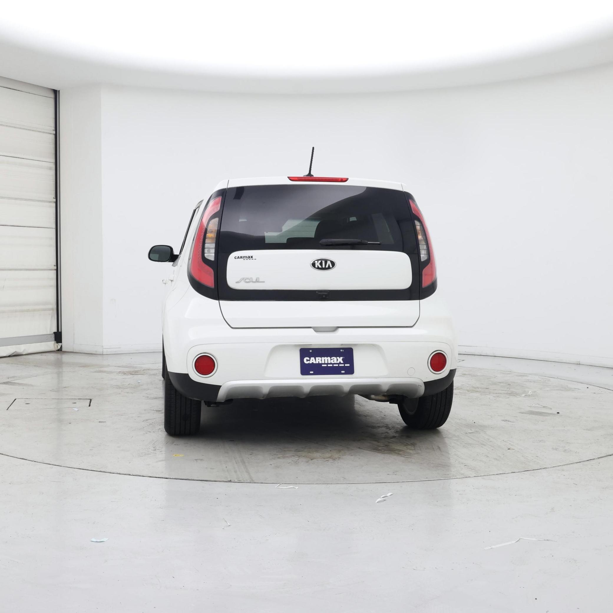 Thumbnail: 2017 Kia Soul - 6