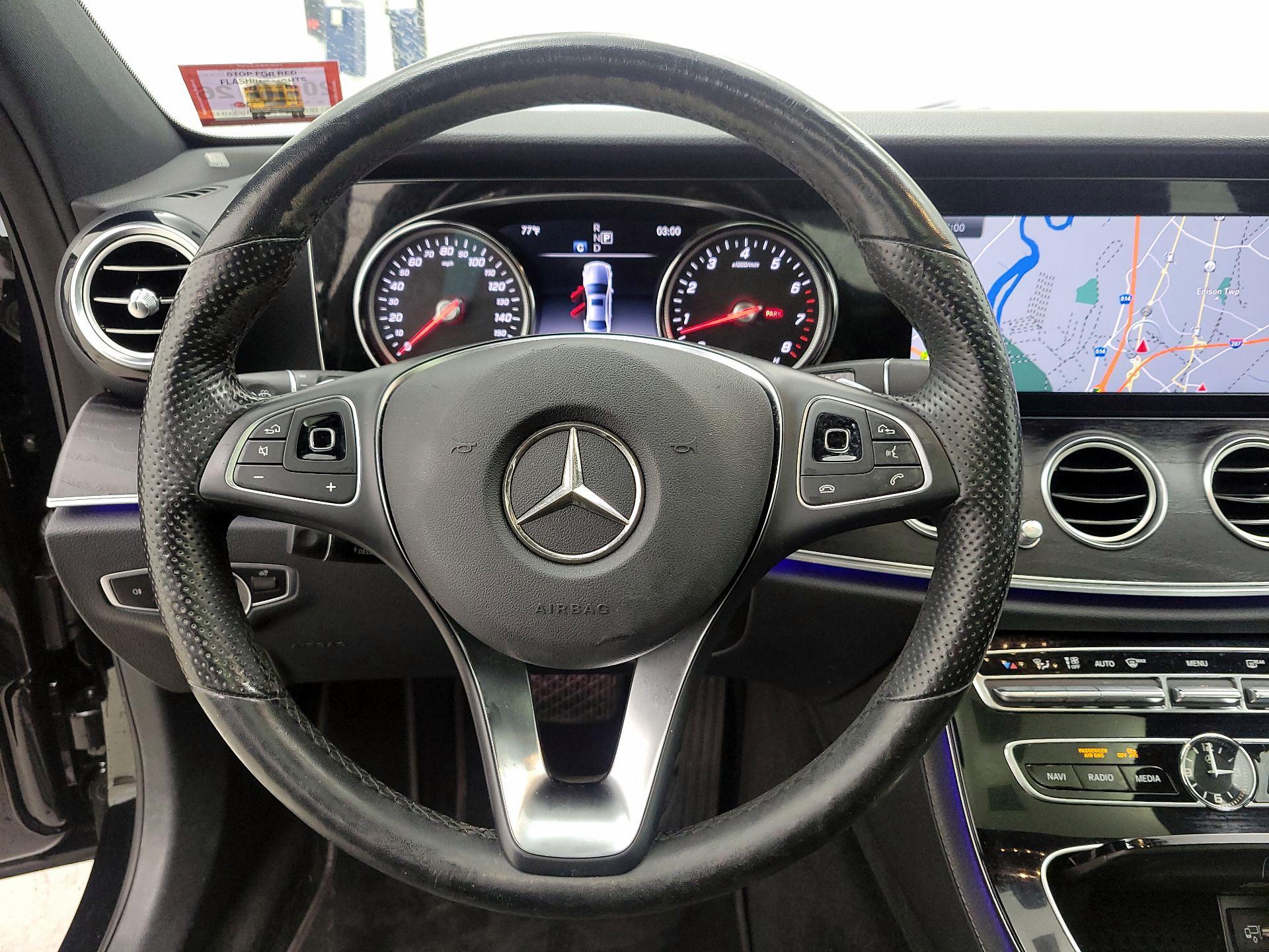Thumbnail: 2017 Mercedes-Benz E-Class - 10