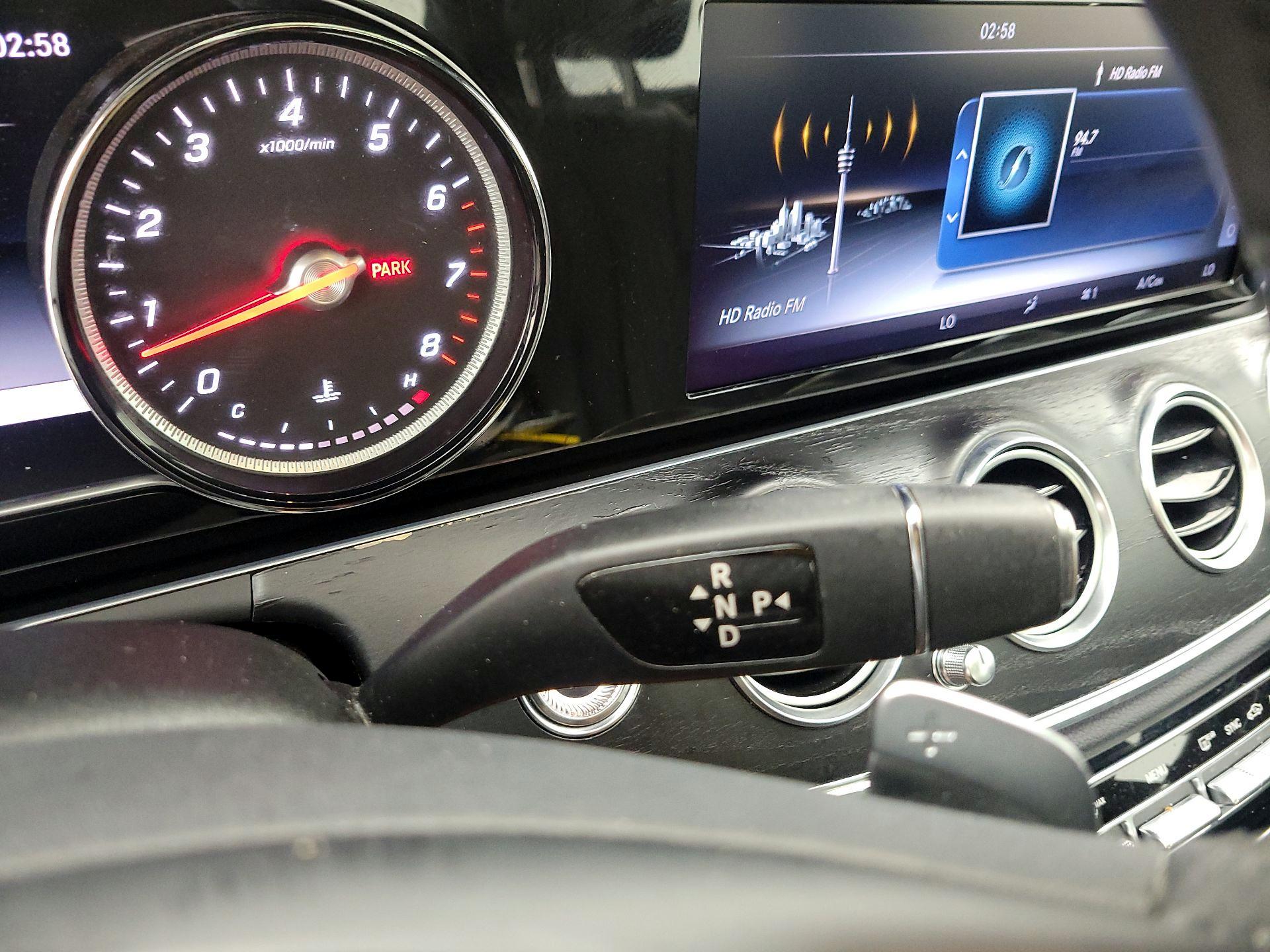 Thumbnail: 2017 Mercedes-Benz E-Class - 18