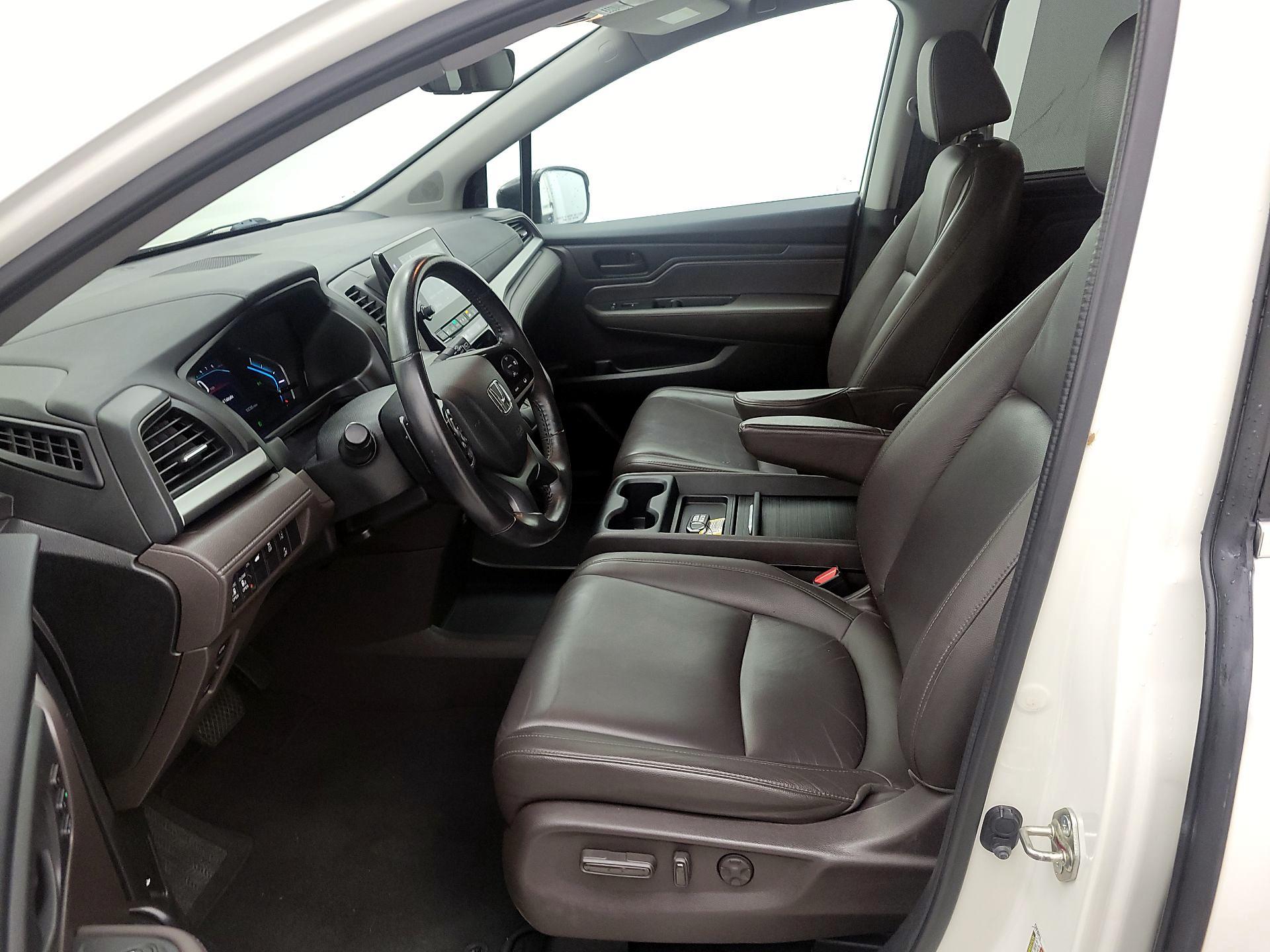 Thumbnail: 2018 Honda Odyssey - 11