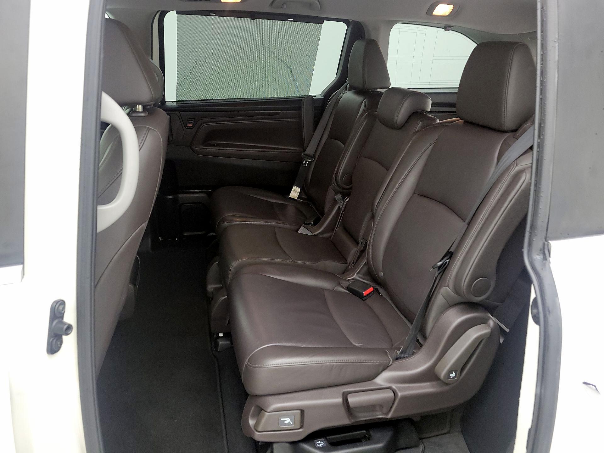 Thumbnail: 2018 Honda Odyssey - 18