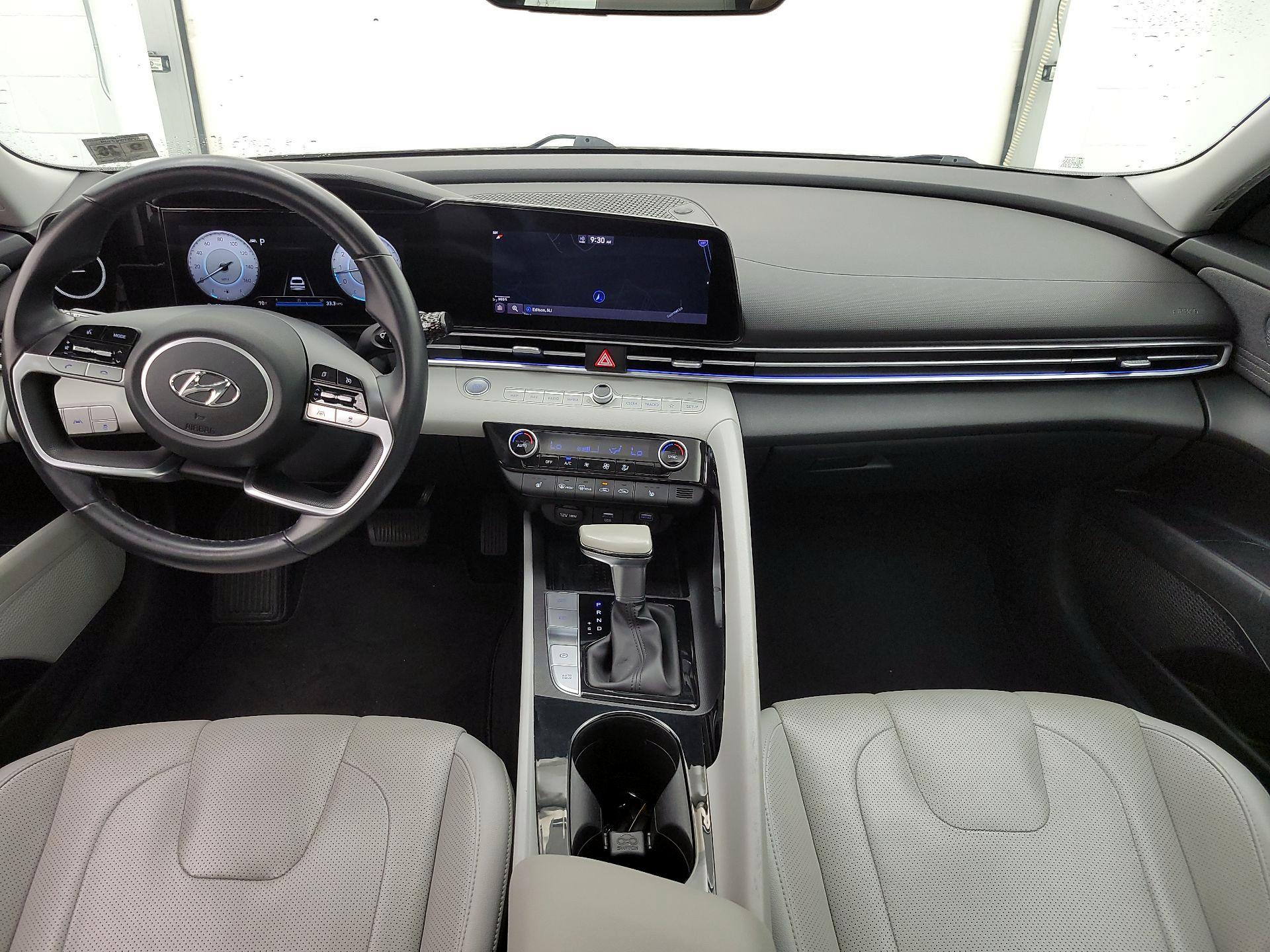 Thumbnail: 2021 Hyundai Elantra - 9