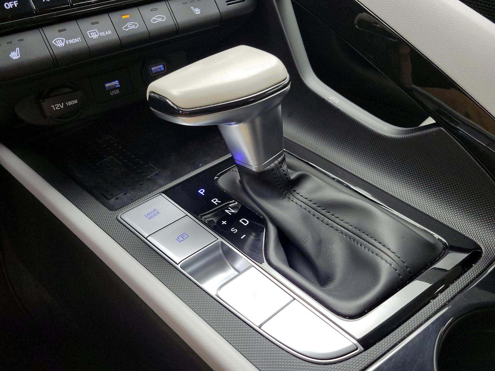 Thumbnail: 2021 Hyundai Elantra - 18