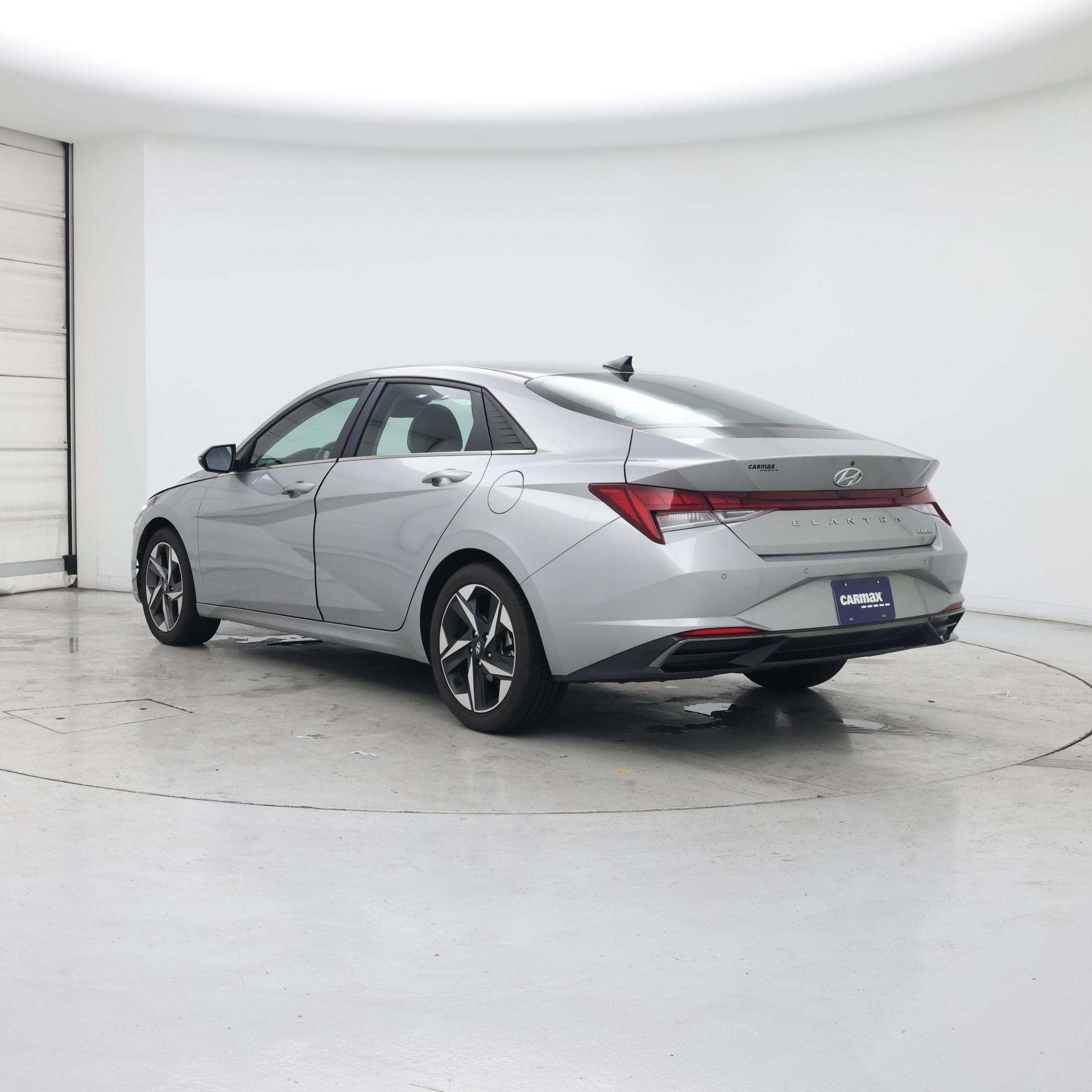 Thumbnail: 2021 Hyundai Elantra - 2