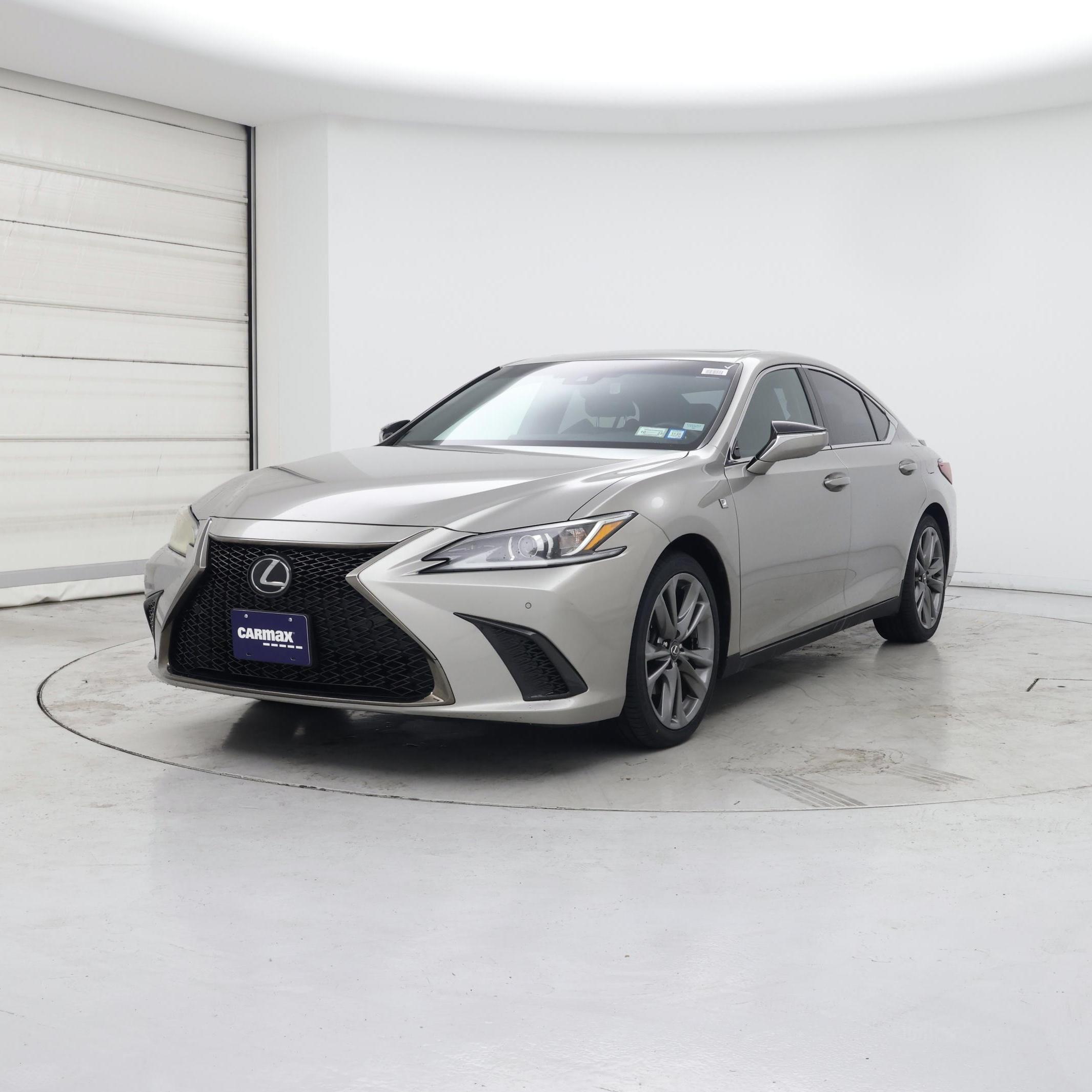 Thumbnail: 2019 Lexus ES - 4