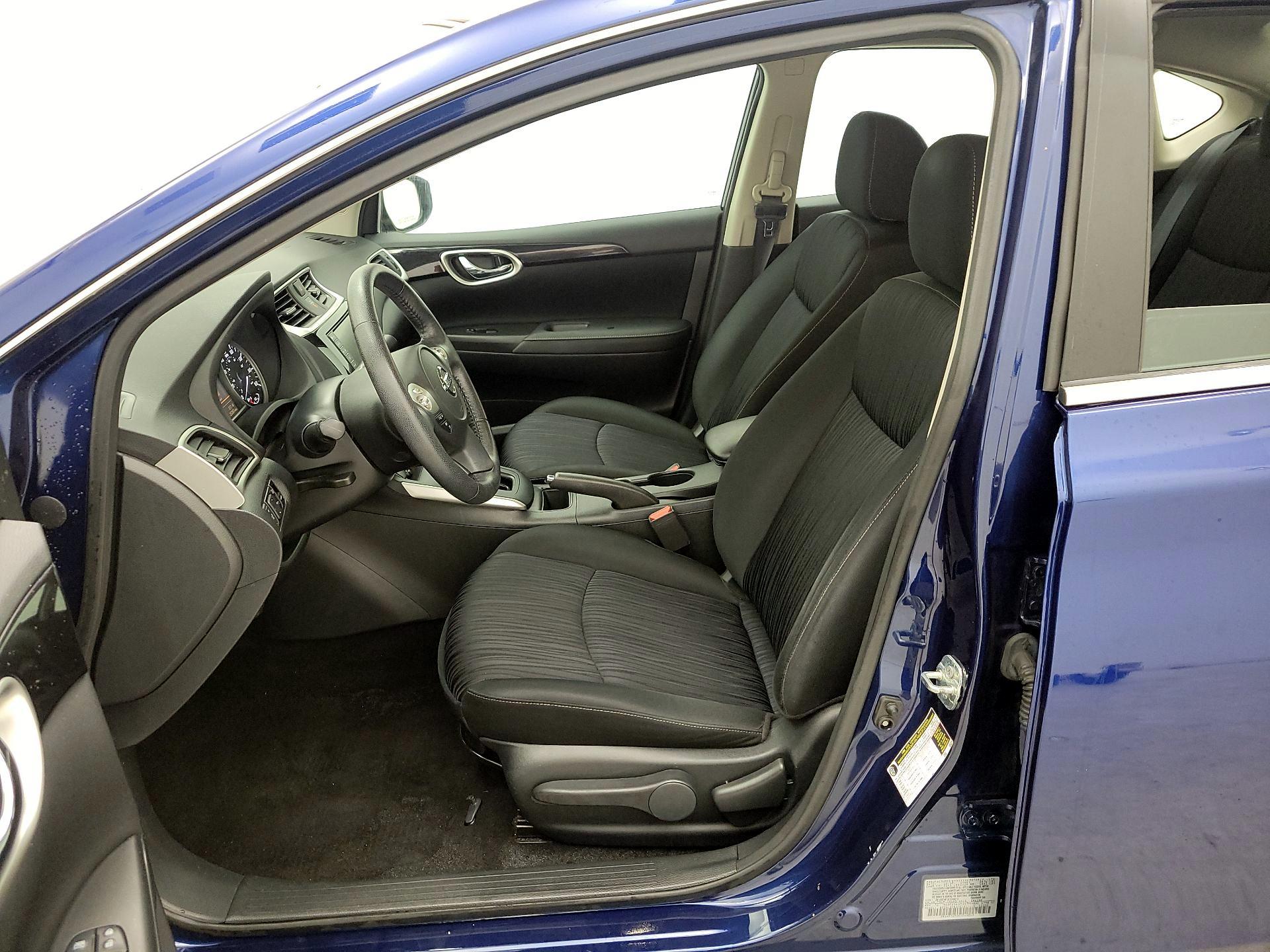 Thumbnail: 2019 Nissan Sentra - 11
