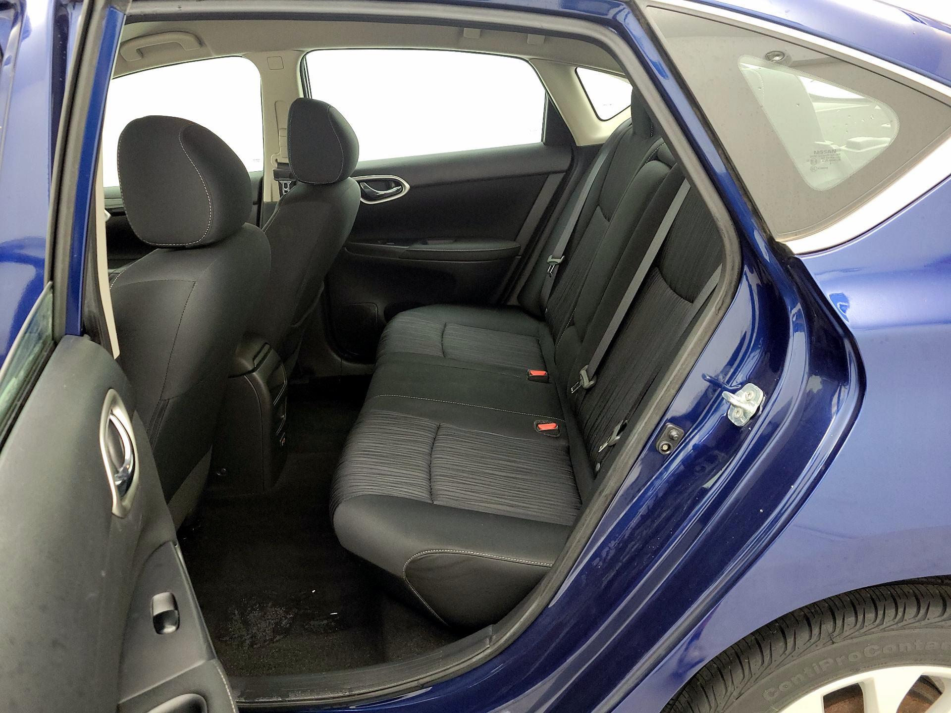 Thumbnail: 2019 Nissan Sentra - 19