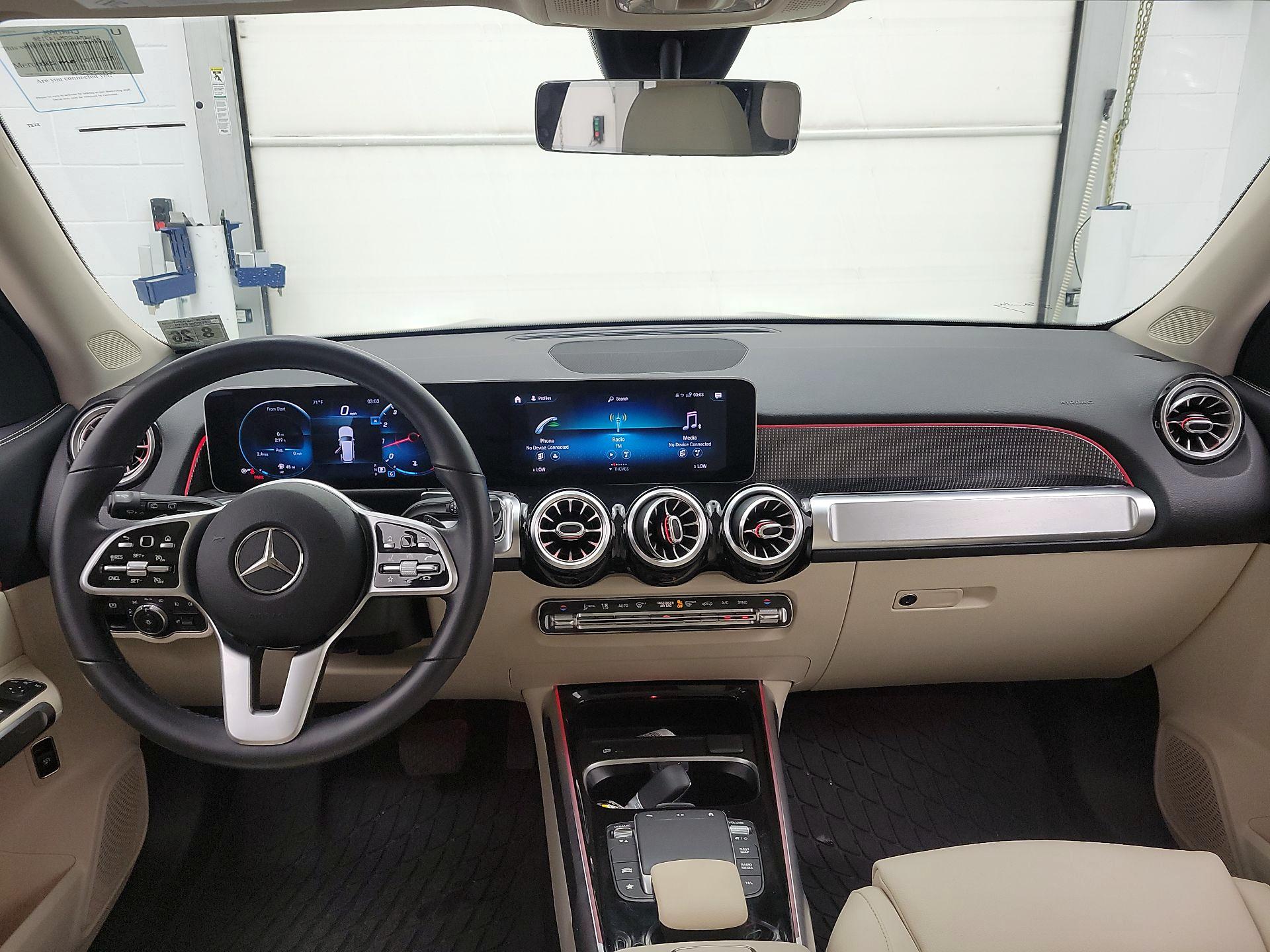 Thumbnail: 2021 Mercedes-Benz GLB - 9