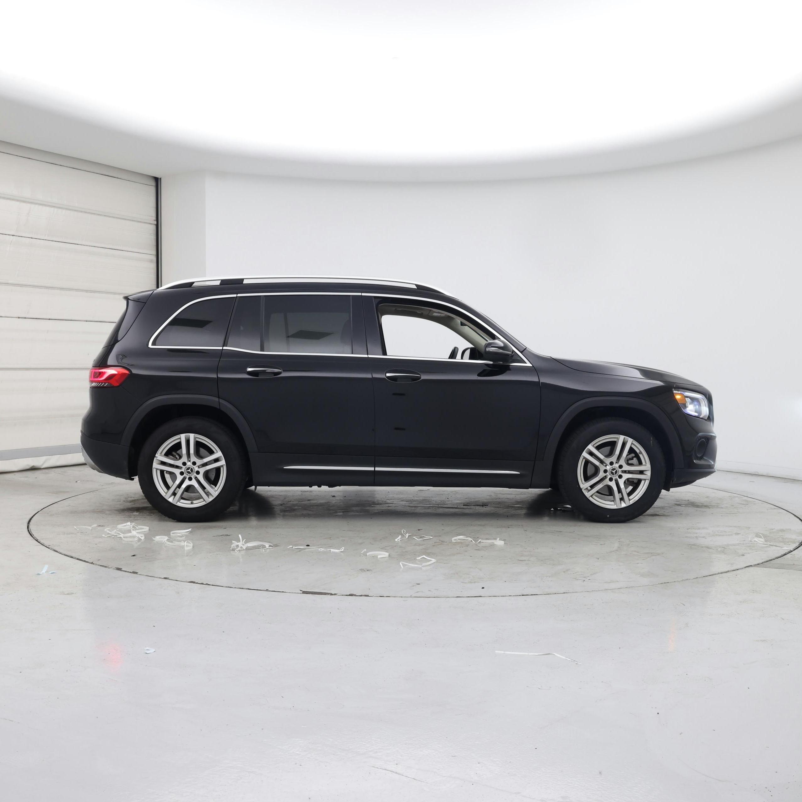 Thumbnail: 2021 Mercedes-Benz GLB - 7