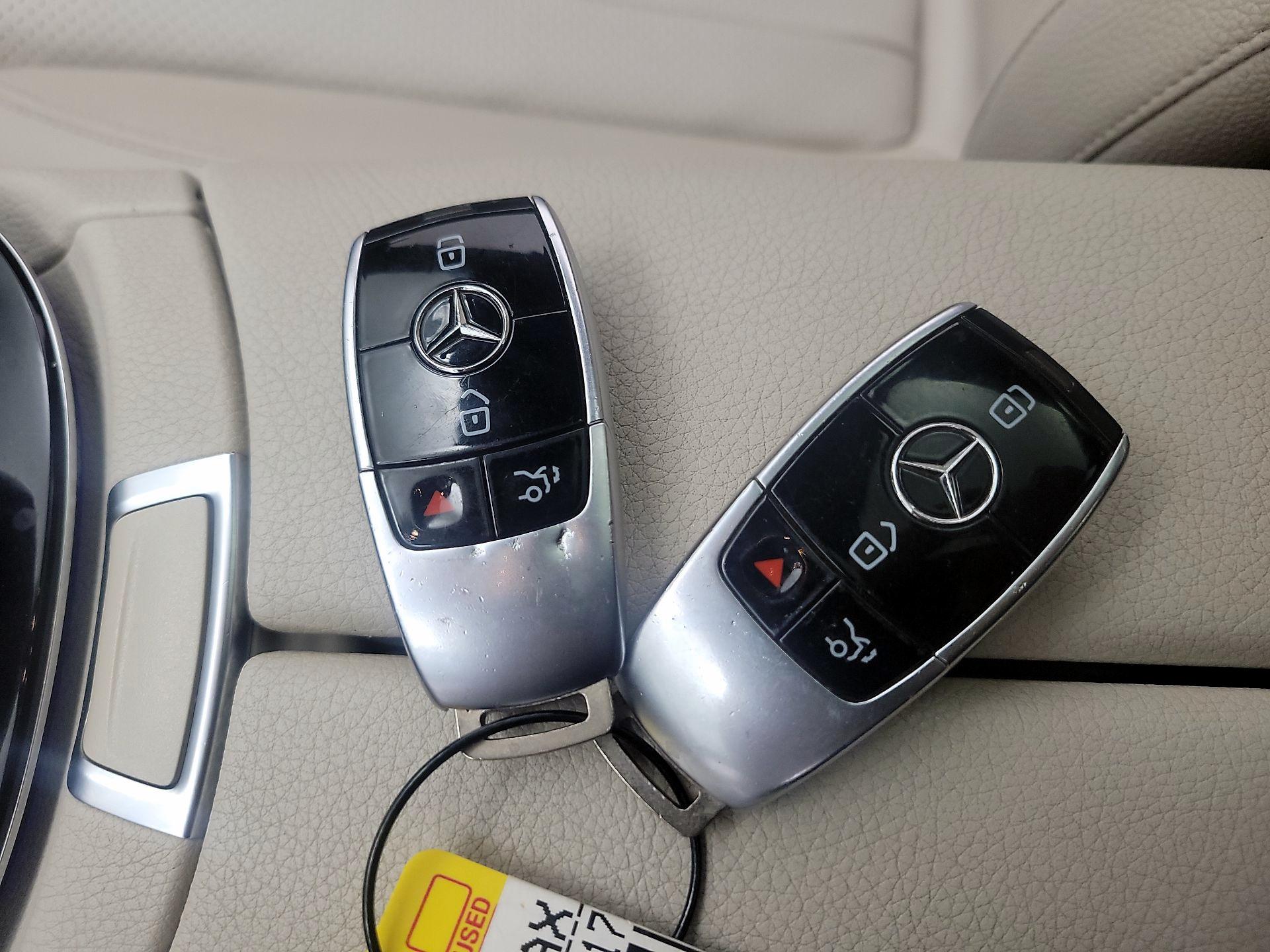 Thumbnail: 2017 Mercedes-Benz E-Class - 20