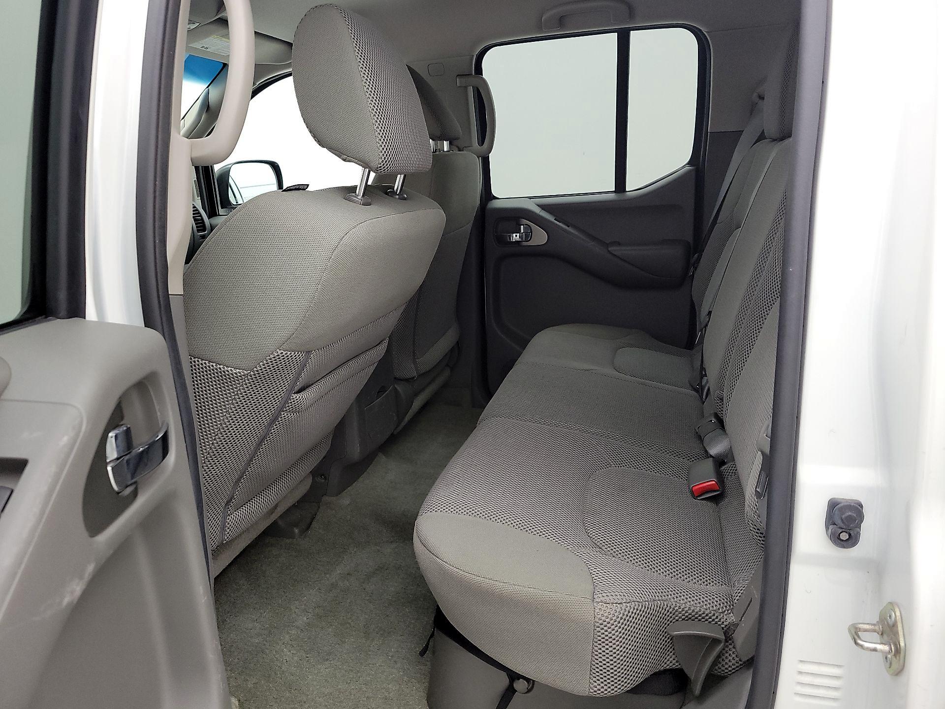 Thumbnail: 2017 Nissan Frontier - 18