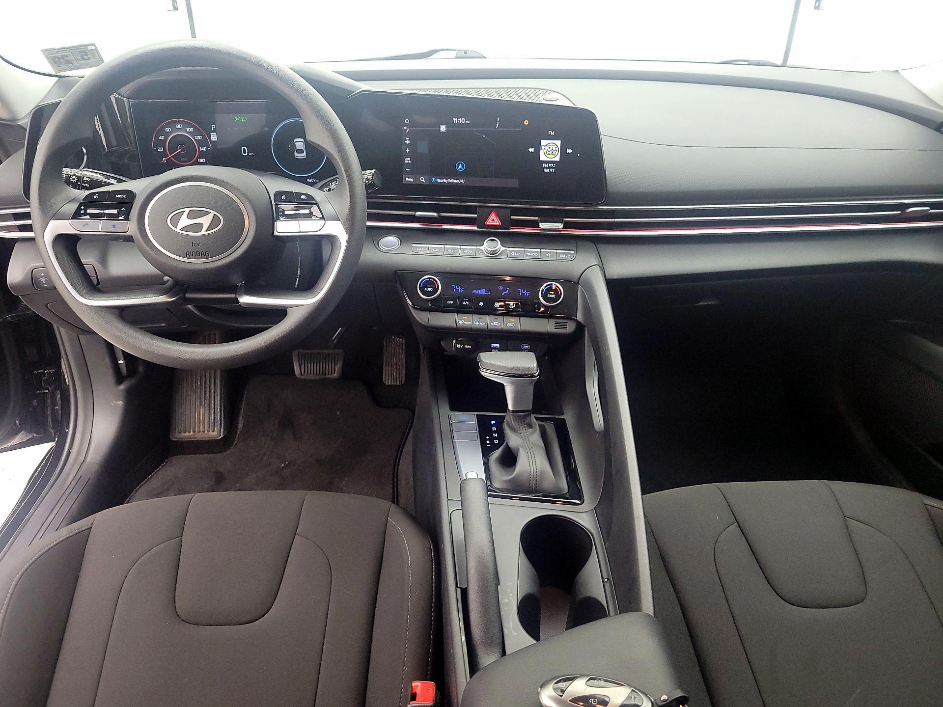 Thumbnail: 2024 Hyundai Elantra - 9