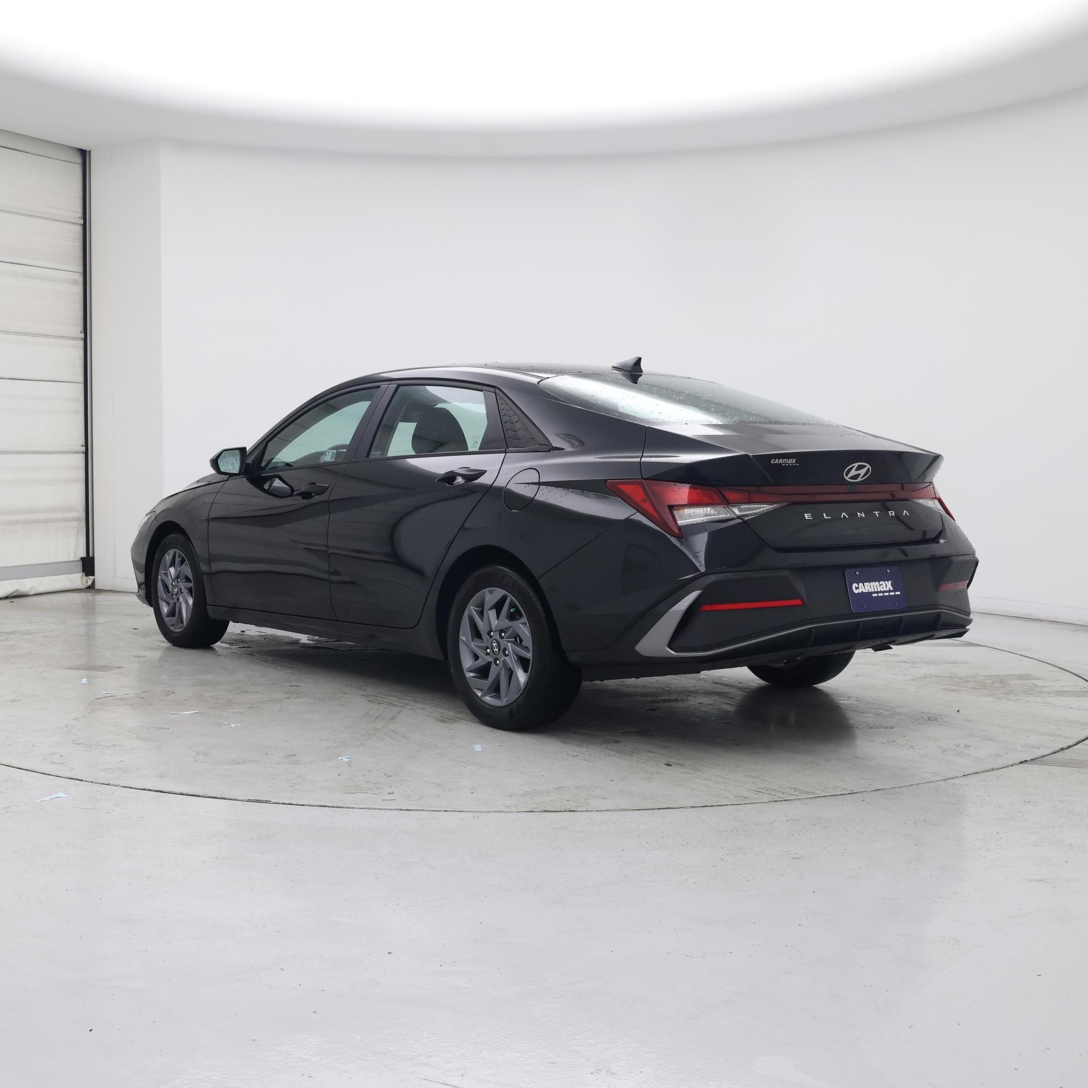 Thumbnail: 2024 Hyundai Elantra - 2