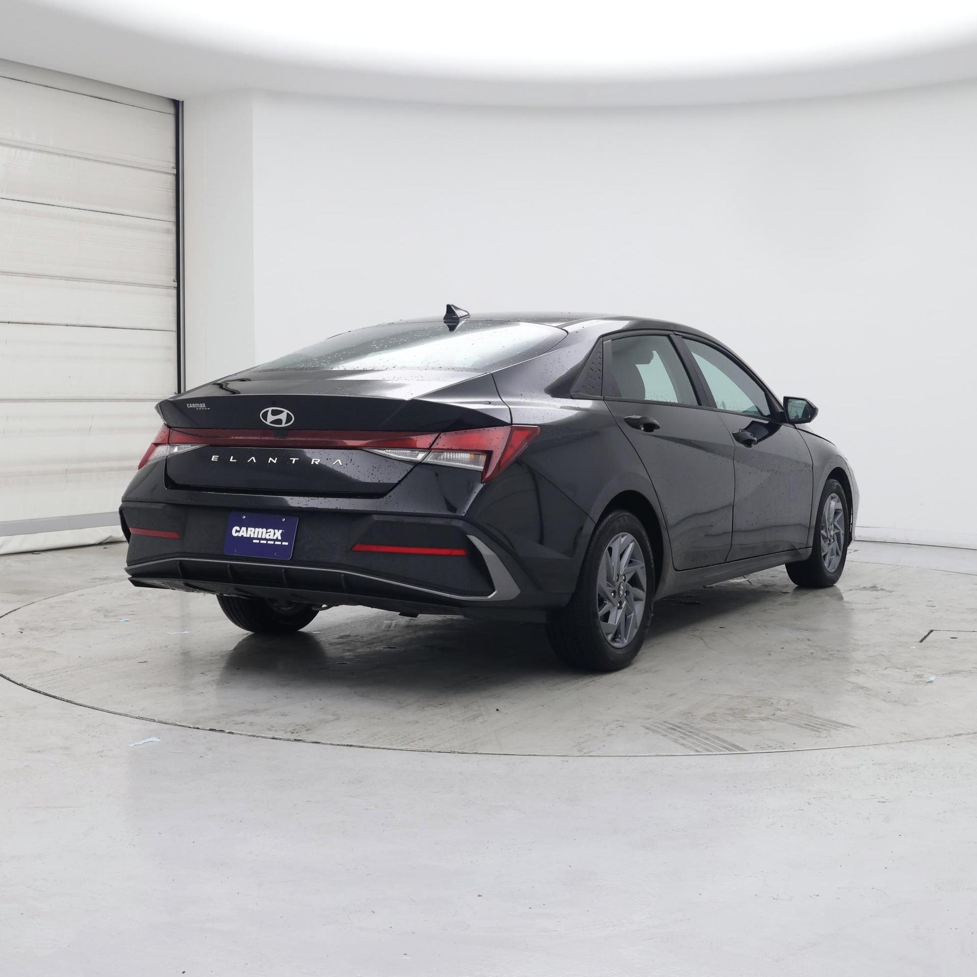 Thumbnail: 2024 Hyundai Elantra - 8