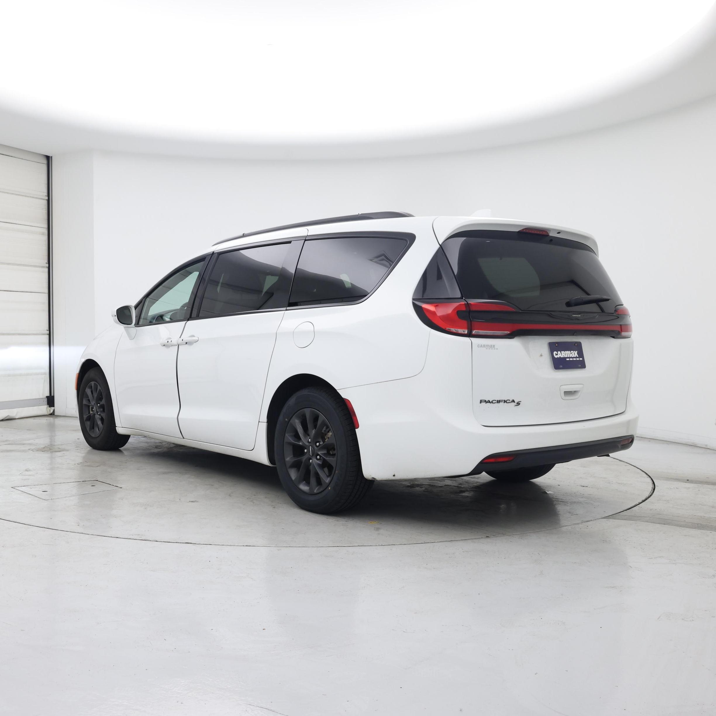 Thumbnail: 2022 Chrysler Pacifica - 2