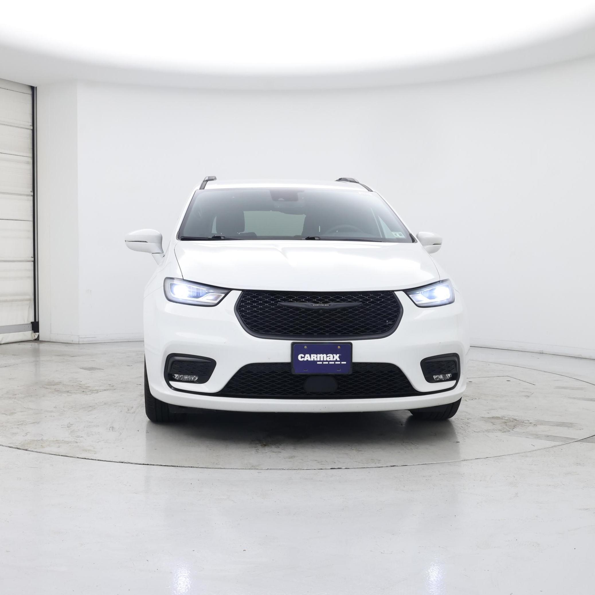 Thumbnail: 2022 Chrysler Pacifica - 5