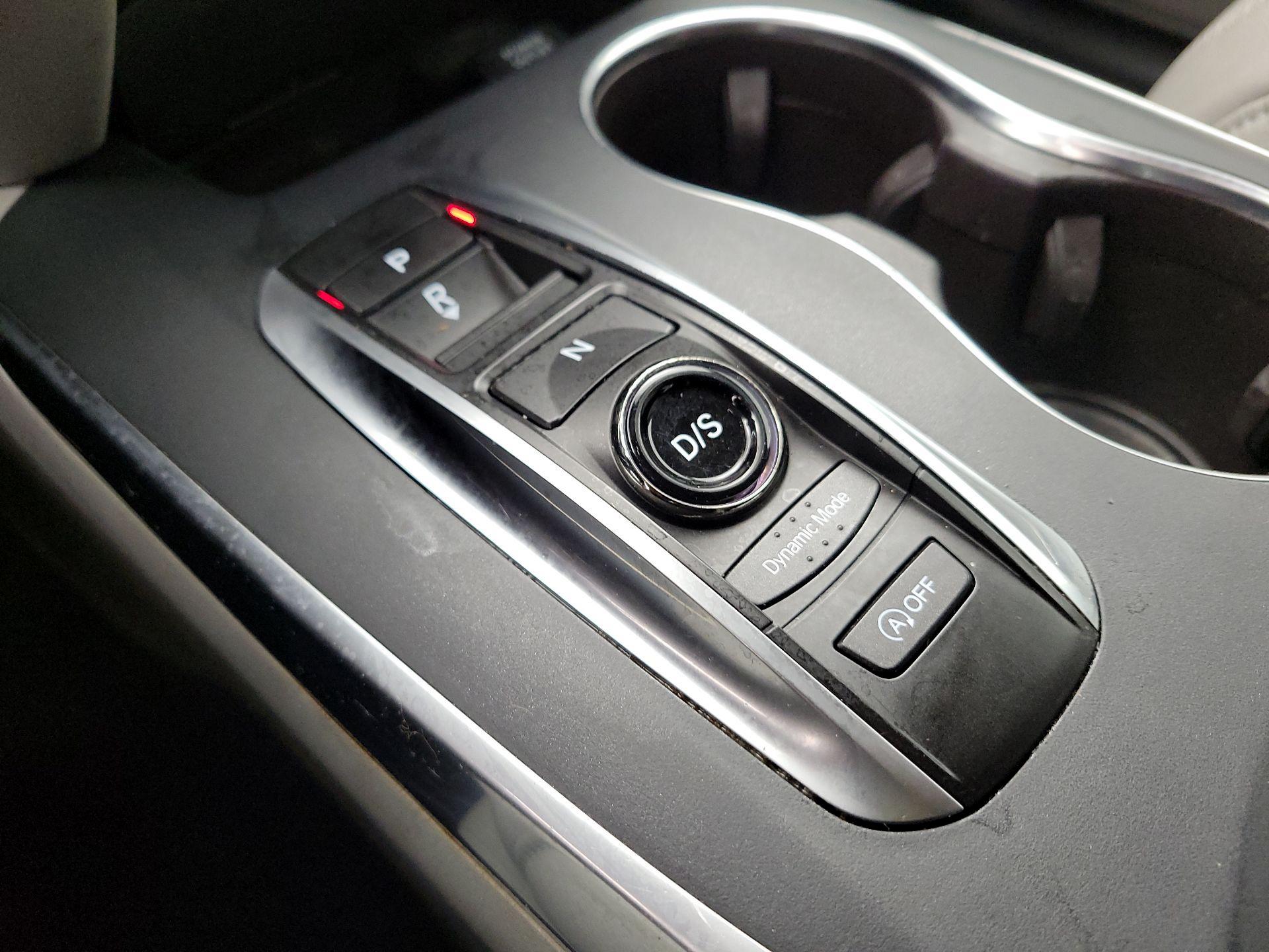 Thumbnail: 2019 Acura MDX - 17
