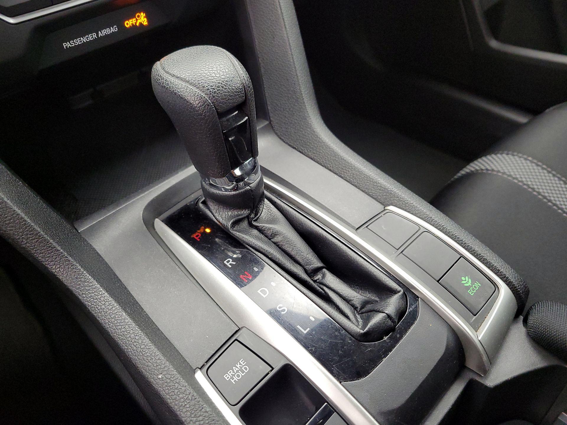 Thumbnail: 2019 Honda Civic - 17