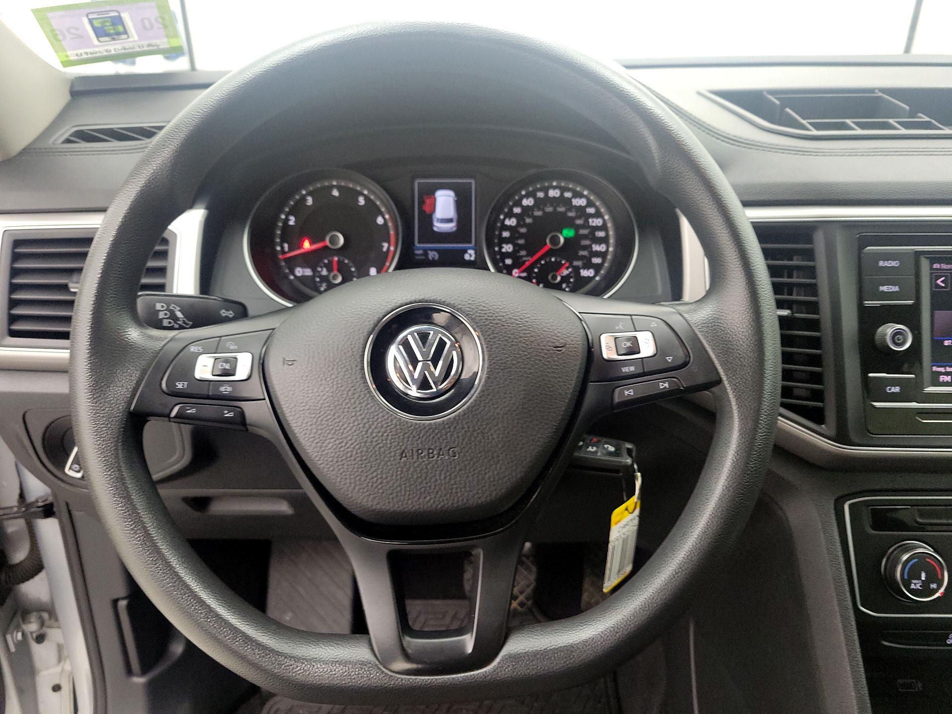 Thumbnail: 2019 Volkswagen Atlas - 10