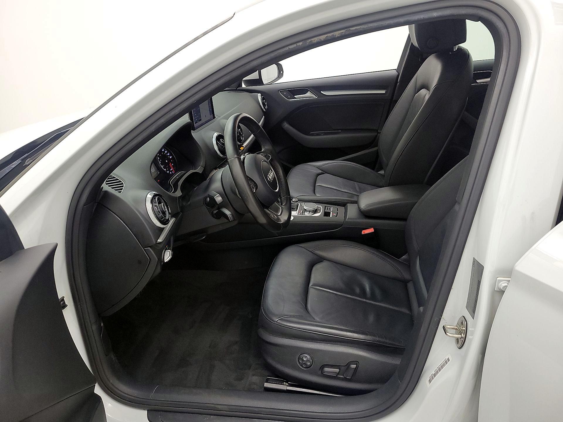 Thumbnail: 2016 Audi A3 - 11