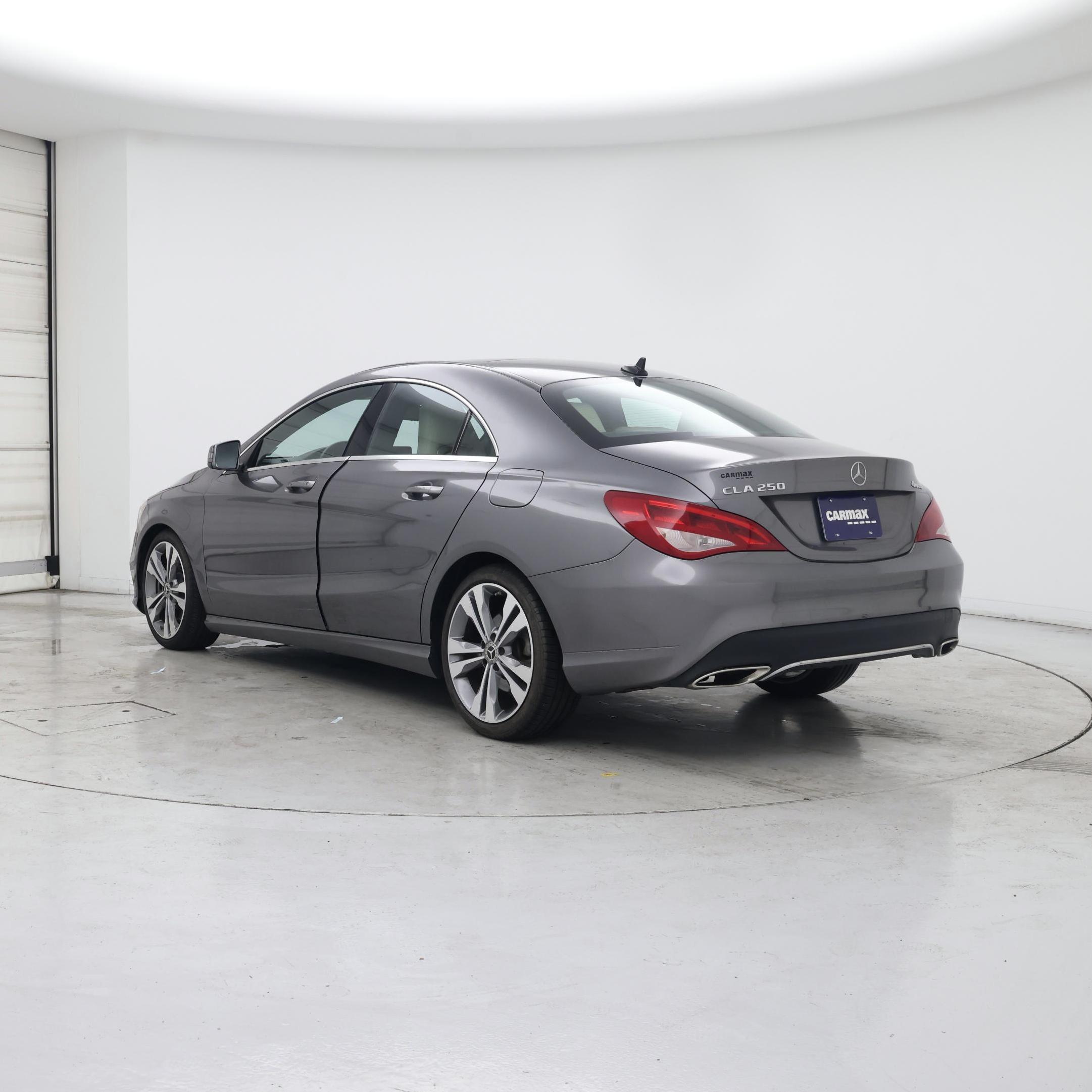 Thumbnail: 2019 Mercedes-Benz CLA - 2