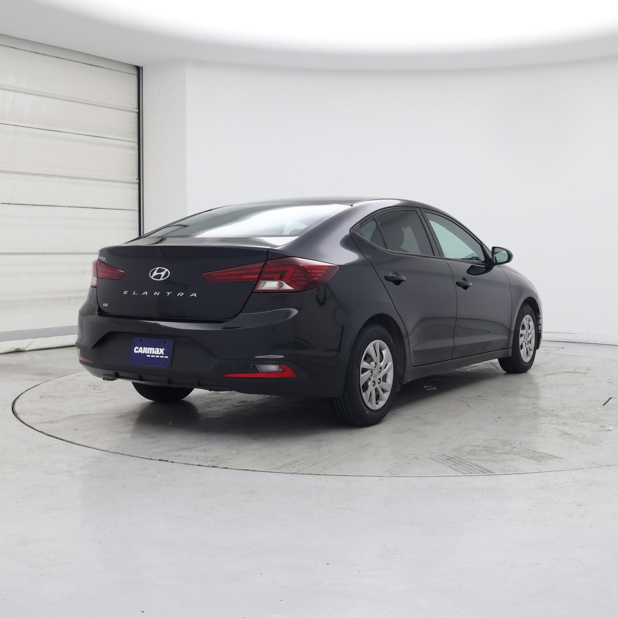 Thumbnail: 2020 Hyundai Elantra - 8