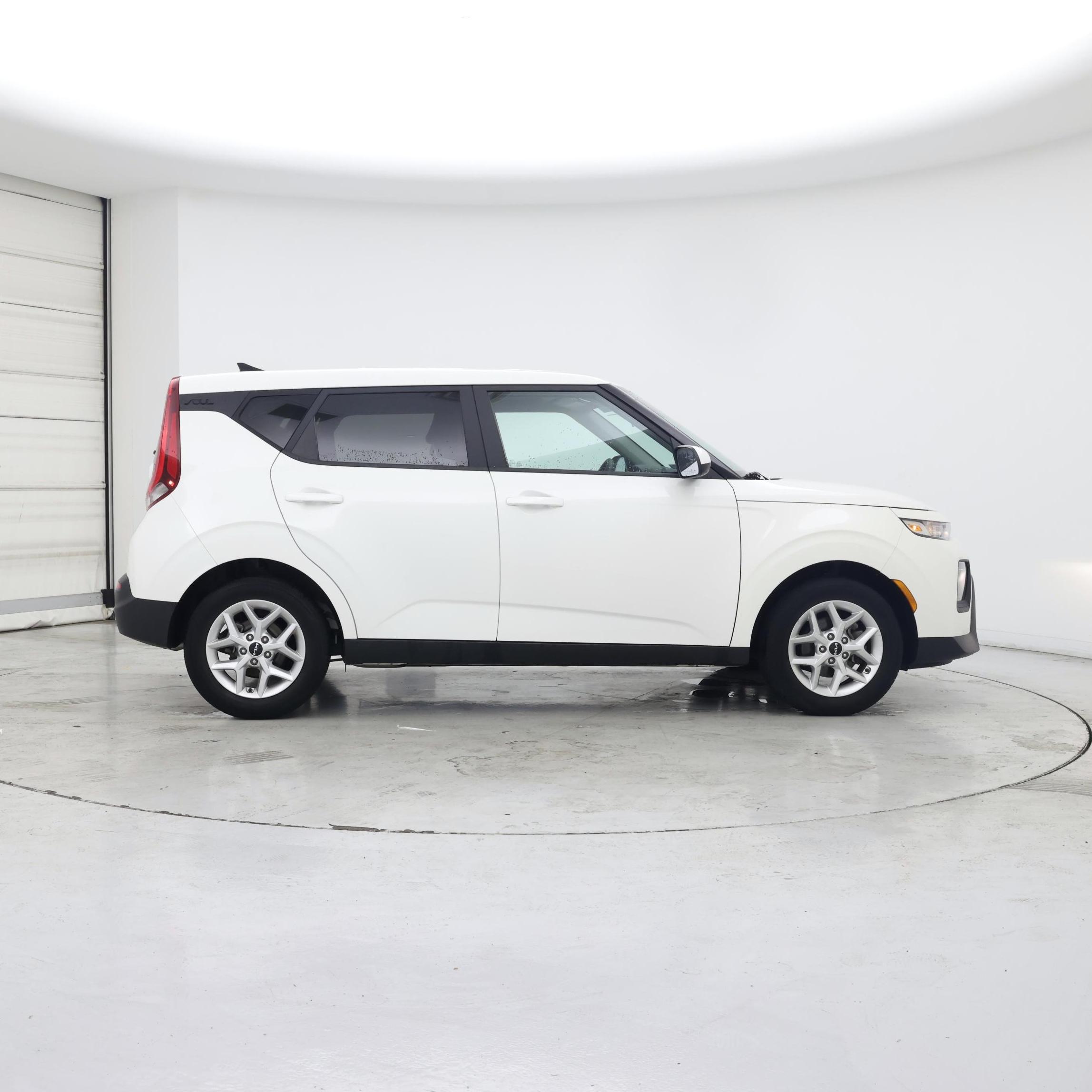 Thumbnail: 2022 Kia Soul - 7