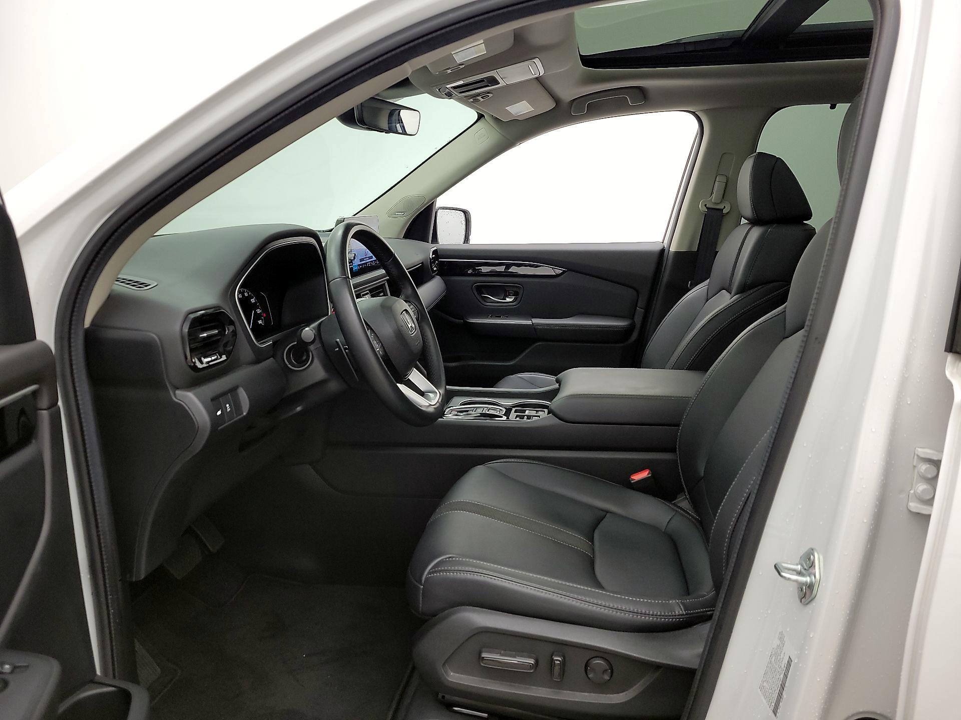 Thumbnail: 2024 Honda Pilot - 11