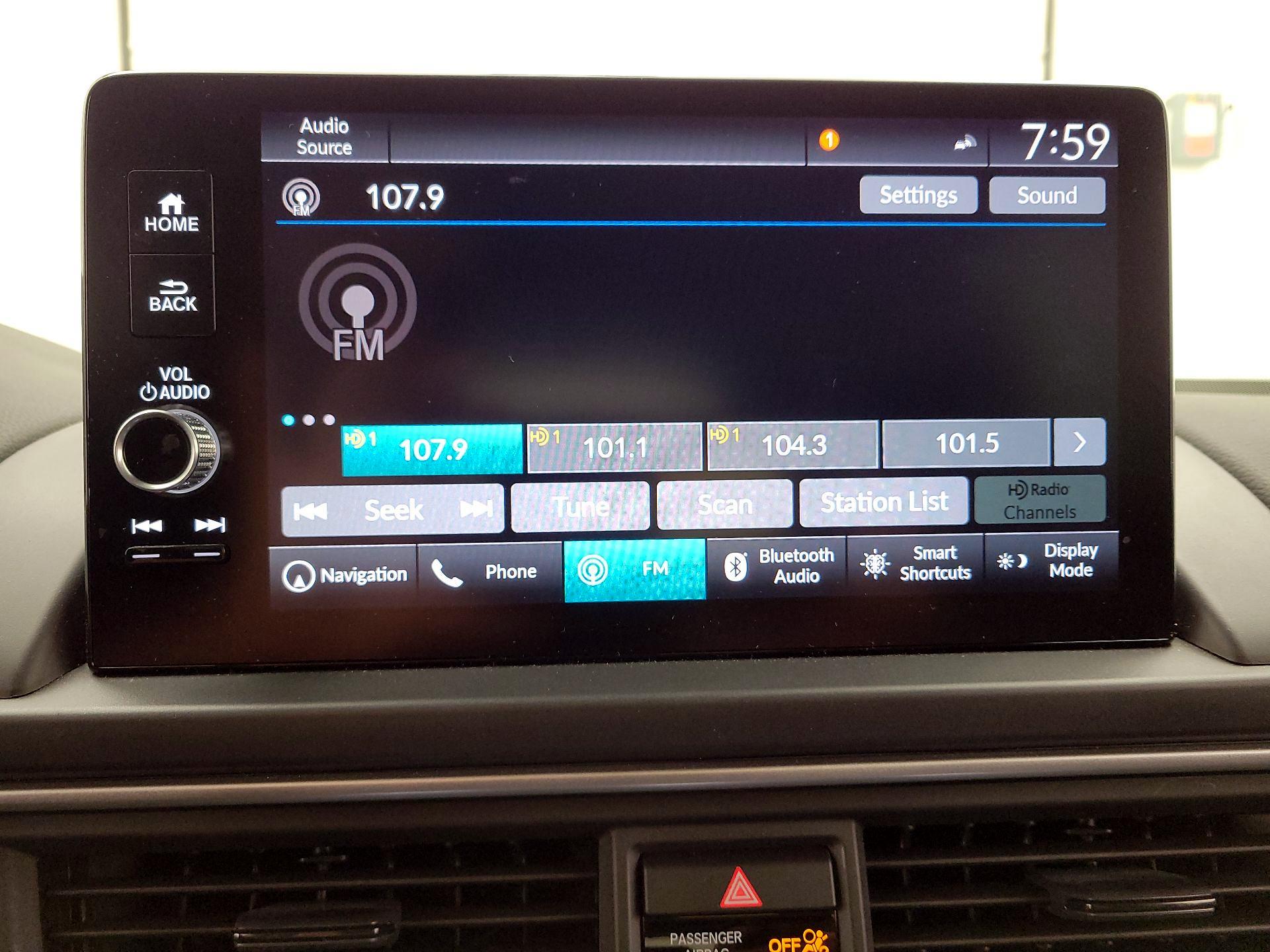 Thumbnail: 2024 Honda Pilot - 16