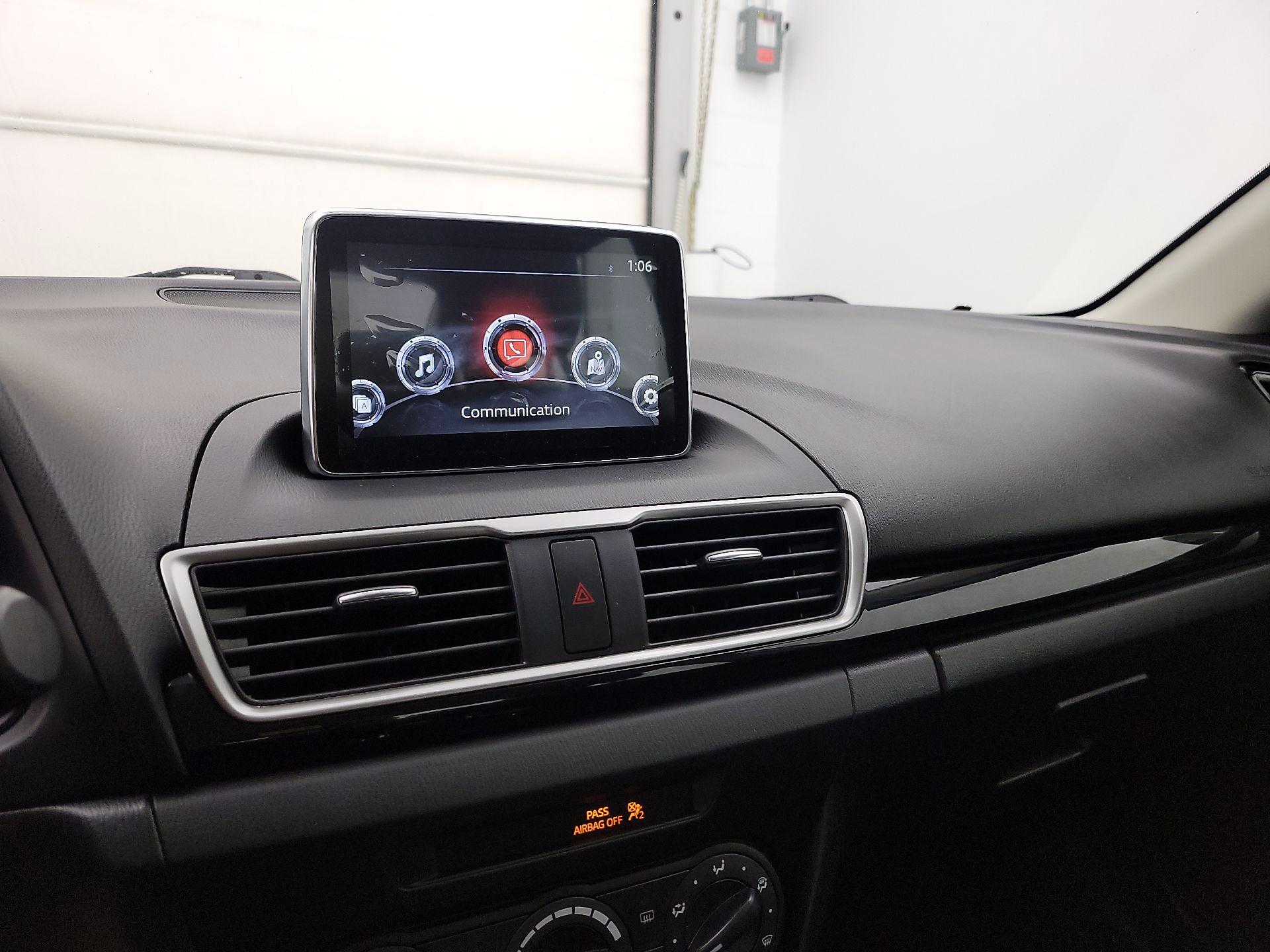 Thumbnail: 2015 Mazda Mazda3 - 14