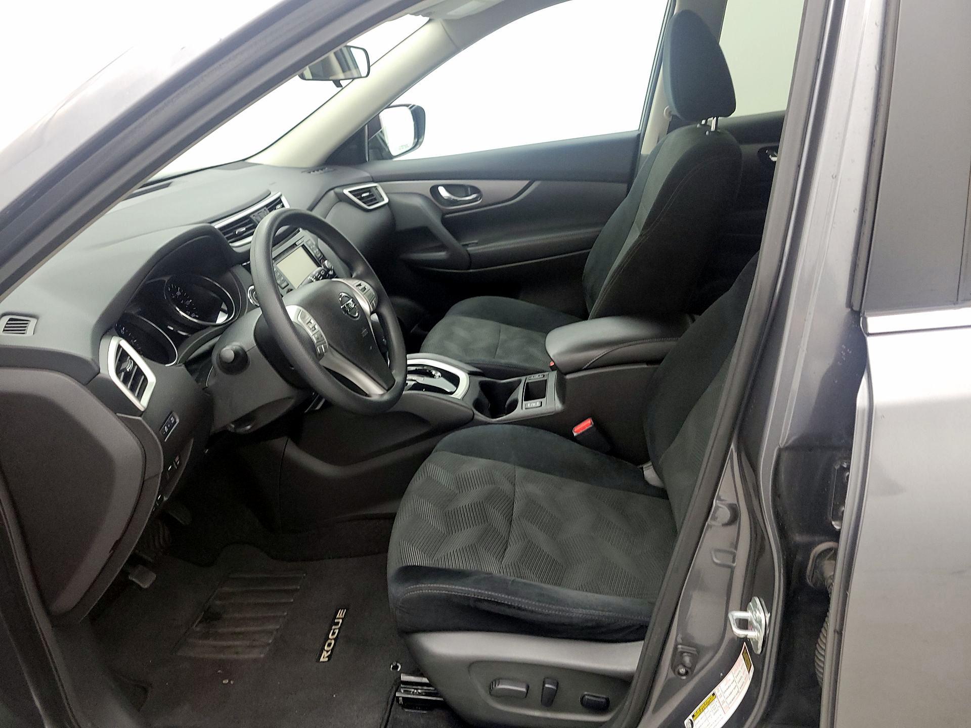 Thumbnail: 2015 Nissan Rogue - 11
