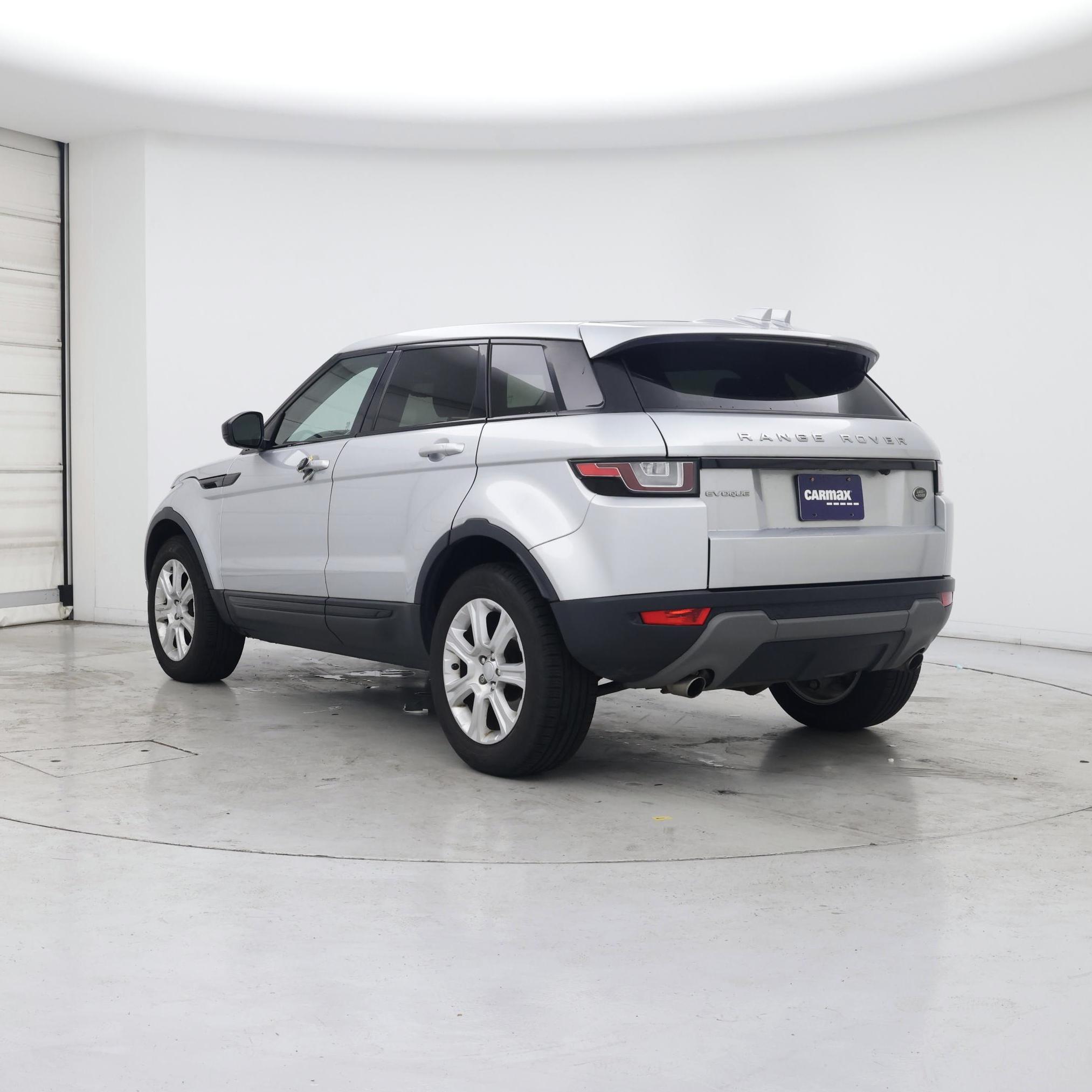 Thumbnail: 2018 Land Rover Range Rover Evoque - 2