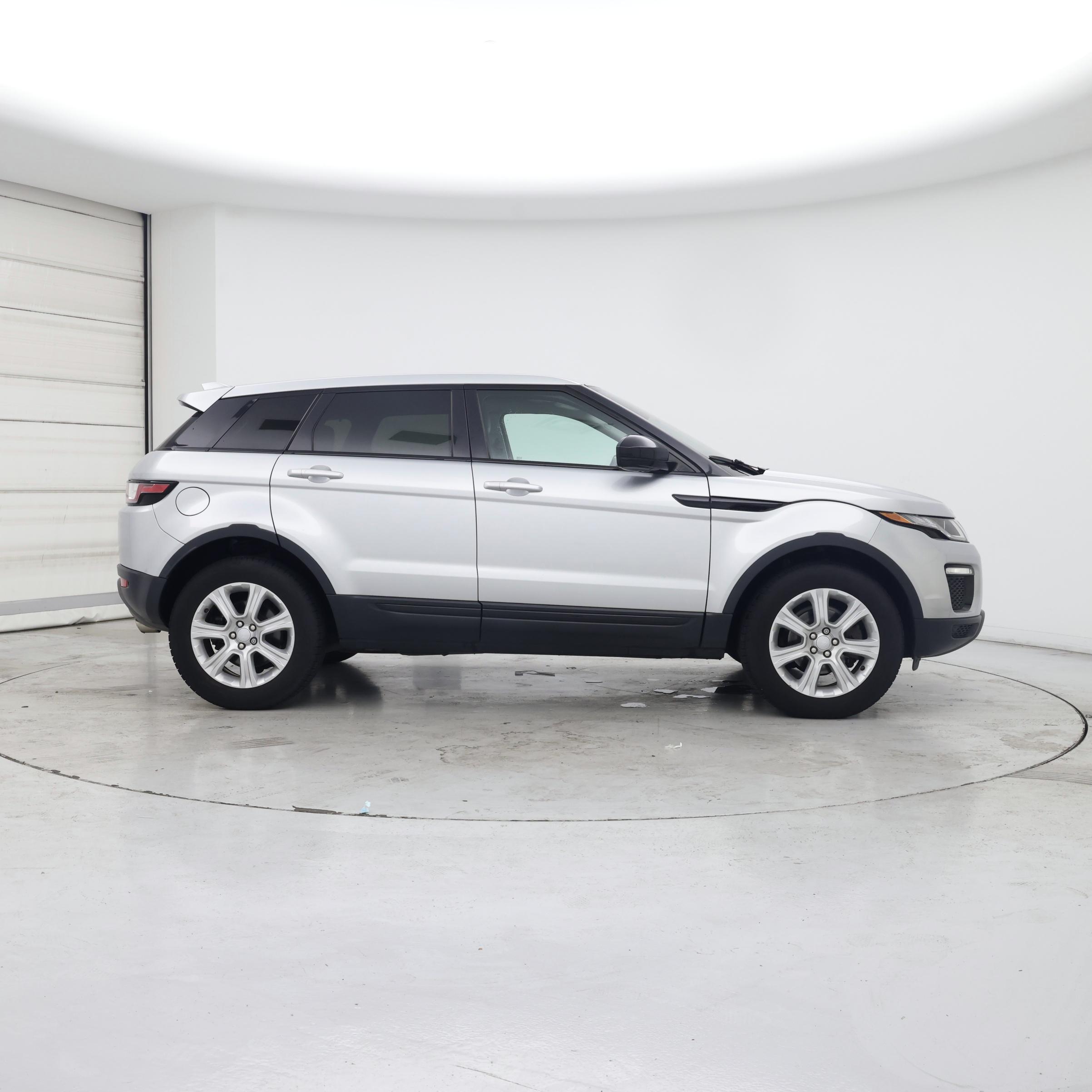 Thumbnail: 2018 Land Rover Range Rover Evoque - 7