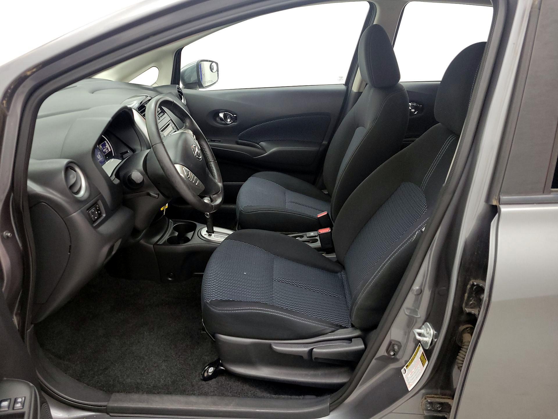 Thumbnail: 2016 Nissan Versa Note - 11