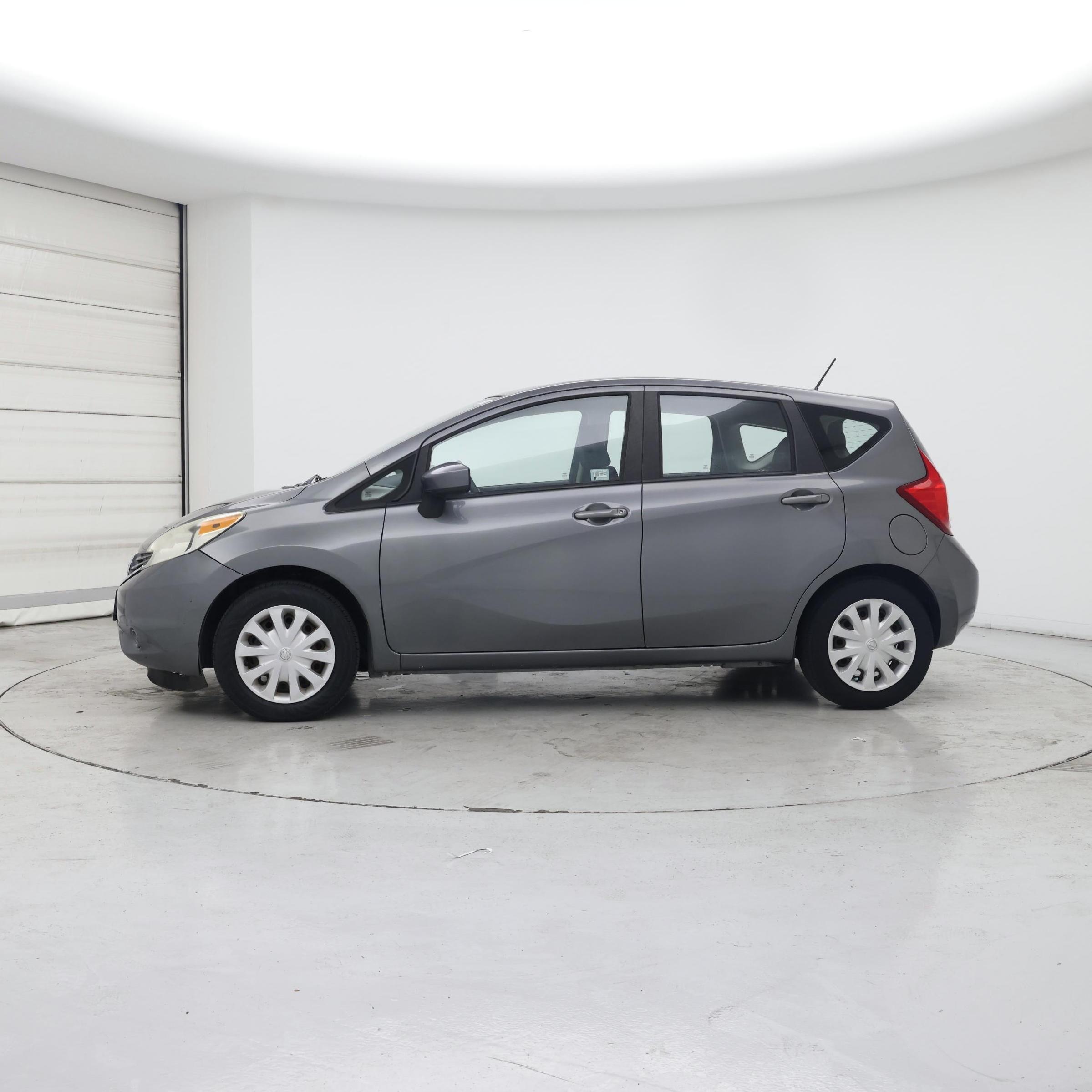 Thumbnail: 2016 Nissan Versa Note - 3