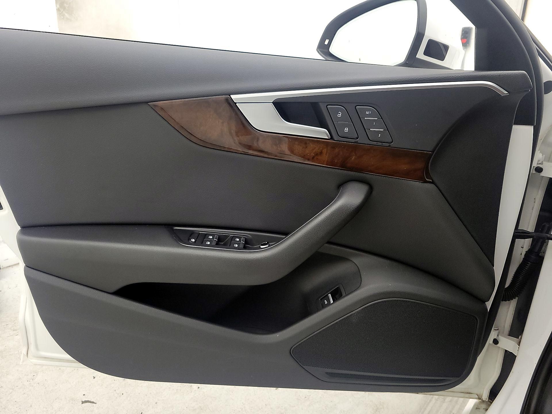 Thumbnail: 2019 Audi A4 - 12
