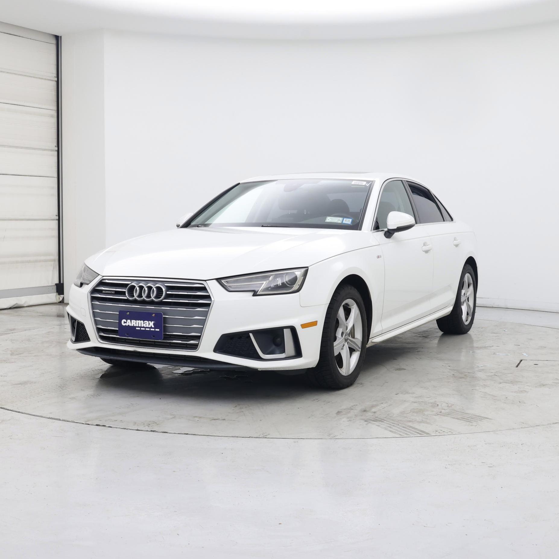 Thumbnail: 2019 Audi A4 - 4