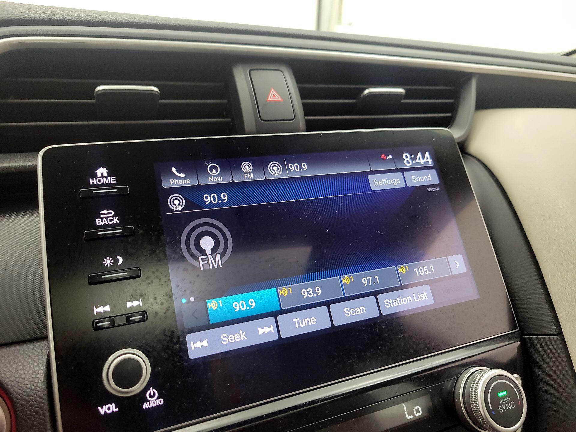 Thumbnail: 2020 Honda Insight - 14