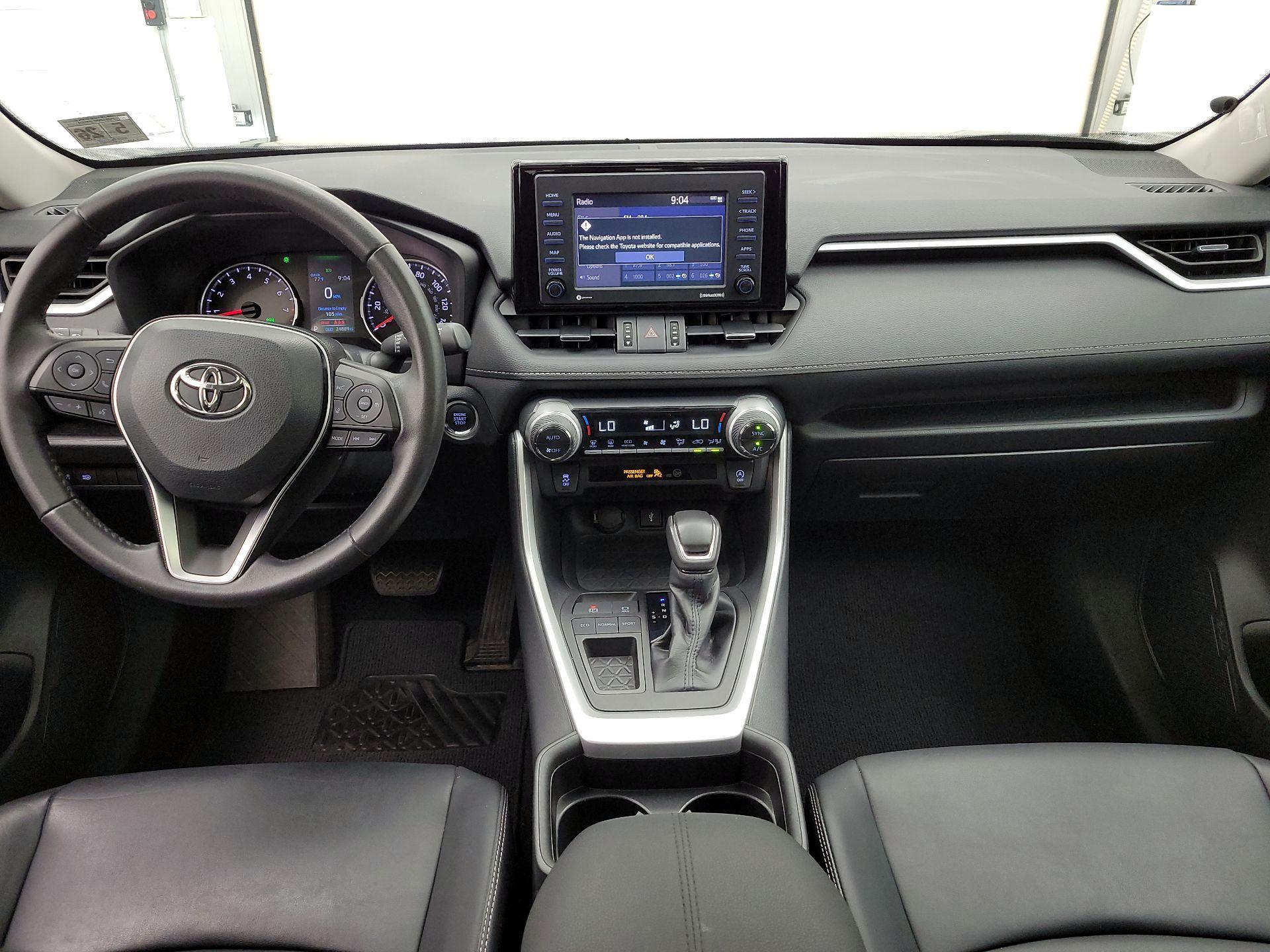 Thumbnail: 2021 Toyota RAV4 - 9