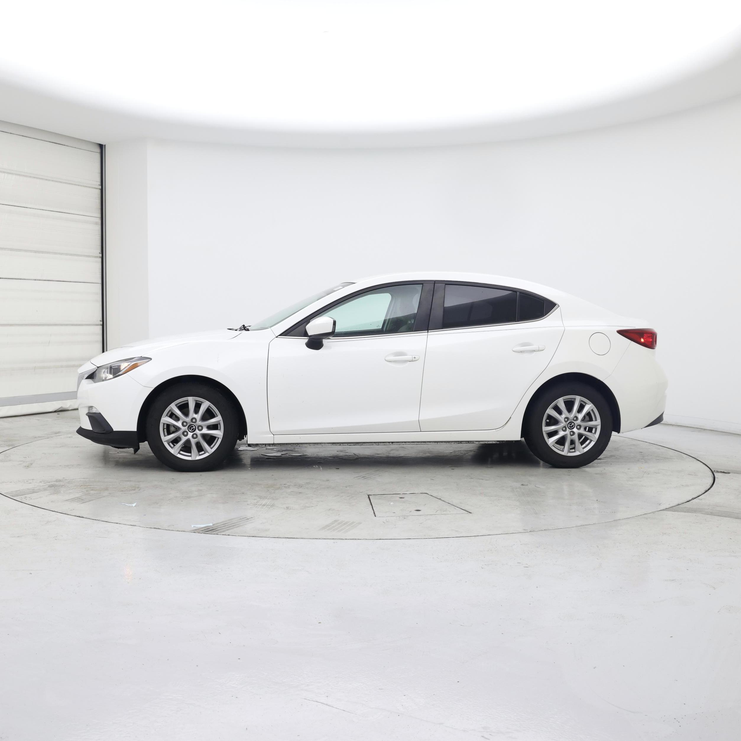 Thumbnail: 2016 Mazda Mazda3 - 3