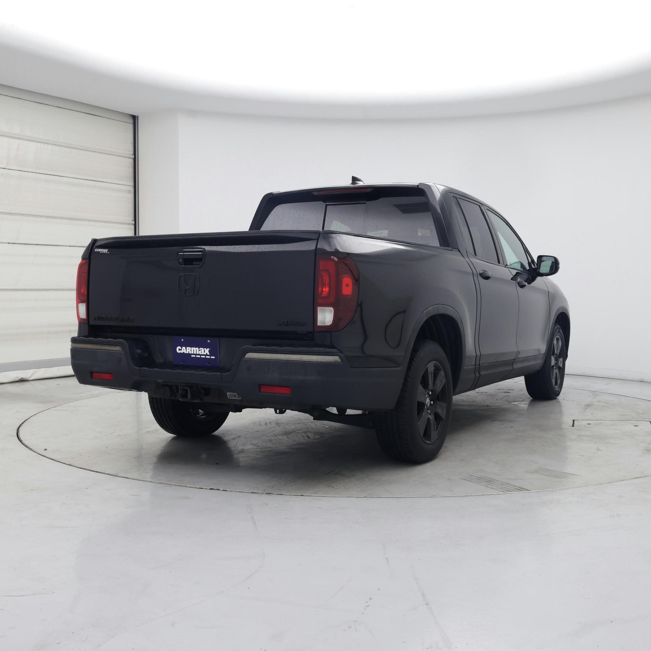 Thumbnail: 2017 Honda Ridgeline - 8