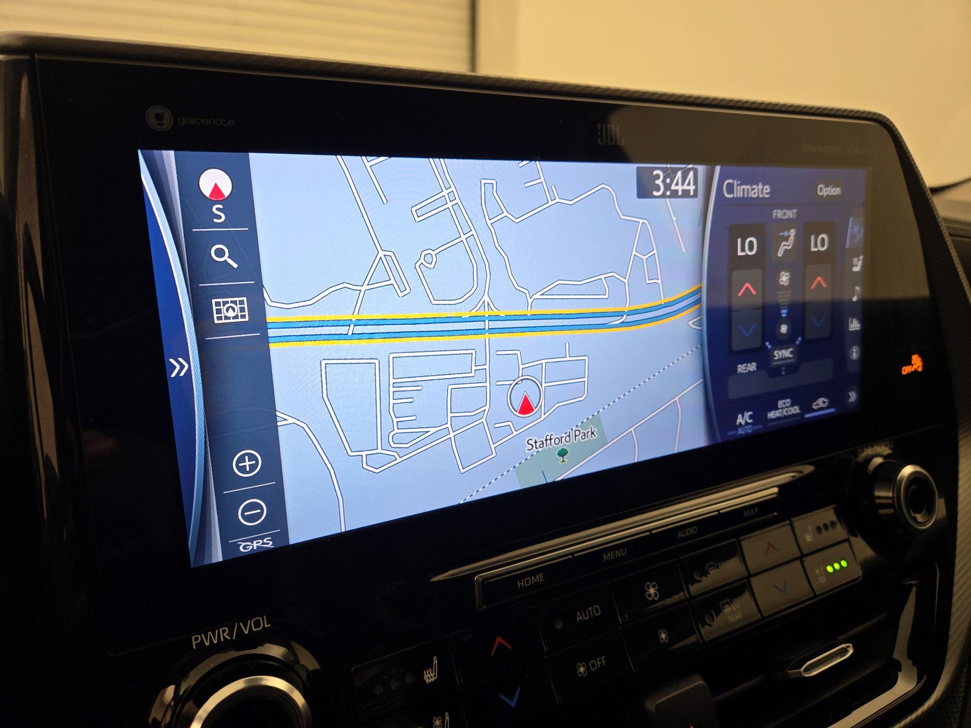 Thumbnail: 2021 Toyota Highlander - 14