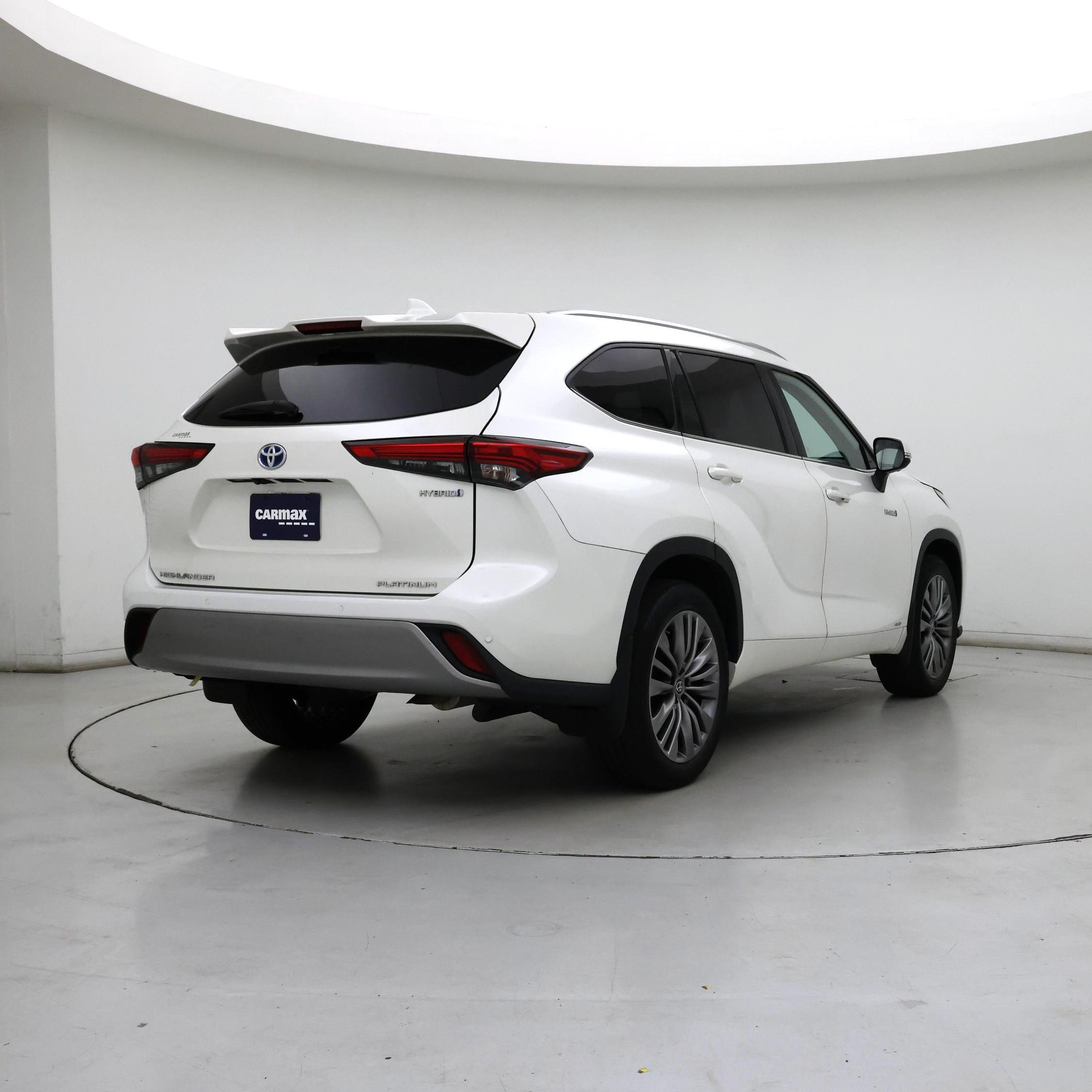 Thumbnail: 2021 Toyota Highlander - 8