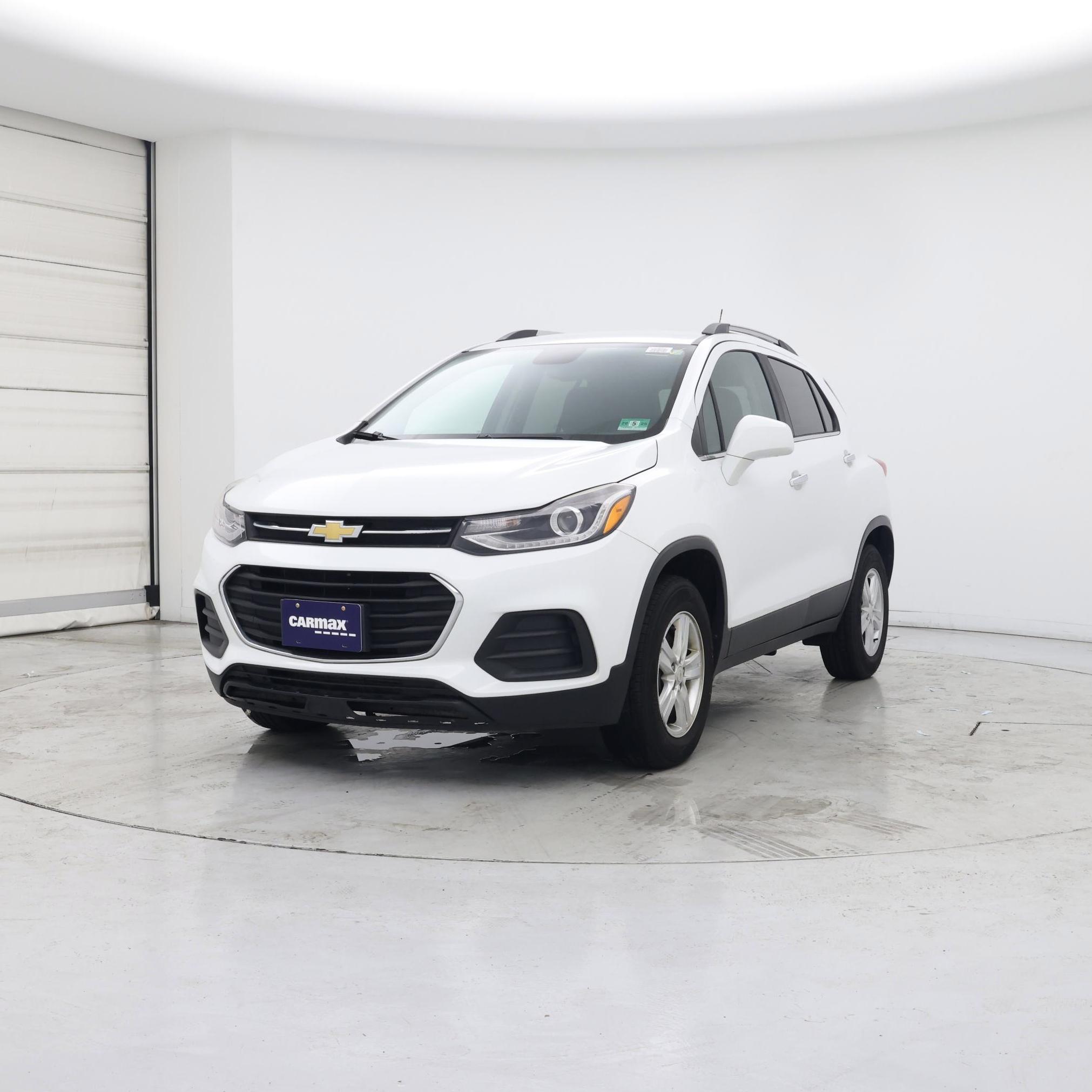Thumbnail: 2018 Chevrolet Trax - 4
