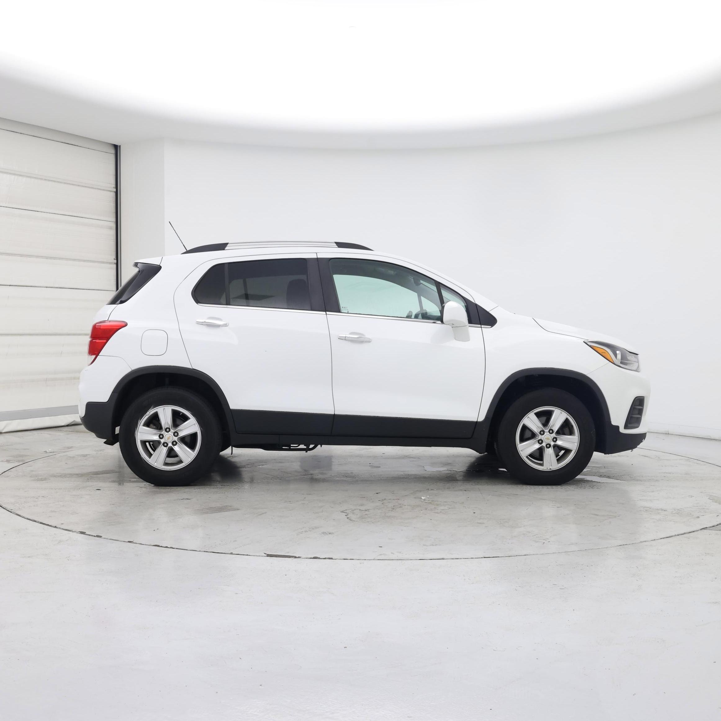Thumbnail: 2018 Chevrolet Trax - 7