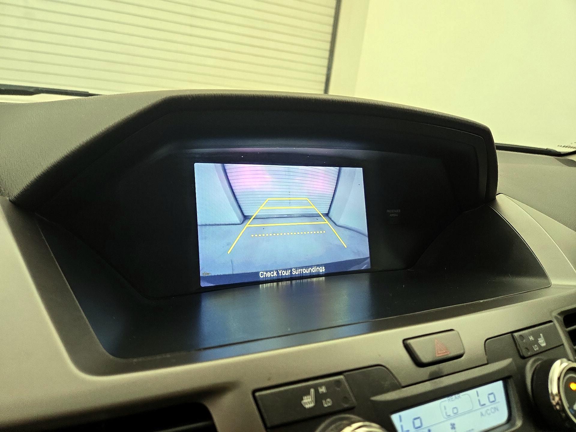 Thumbnail: 2016 Honda Odyssey - 14