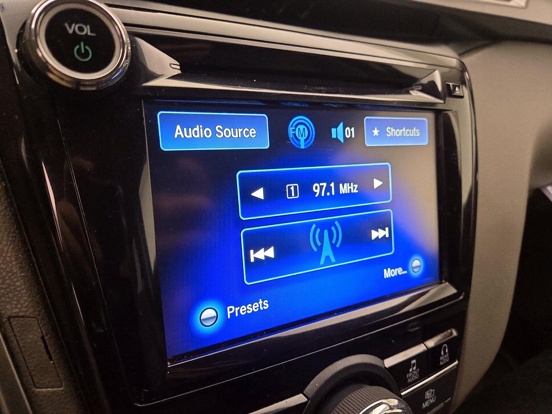 Thumbnail: 2016 Honda Odyssey - 15