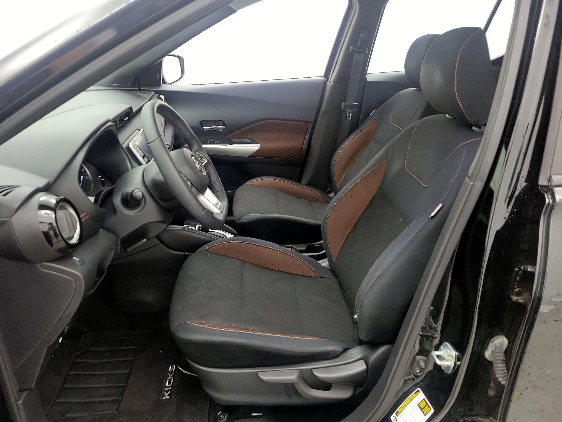 Thumbnail: 2018 Nissan Kicks - 11